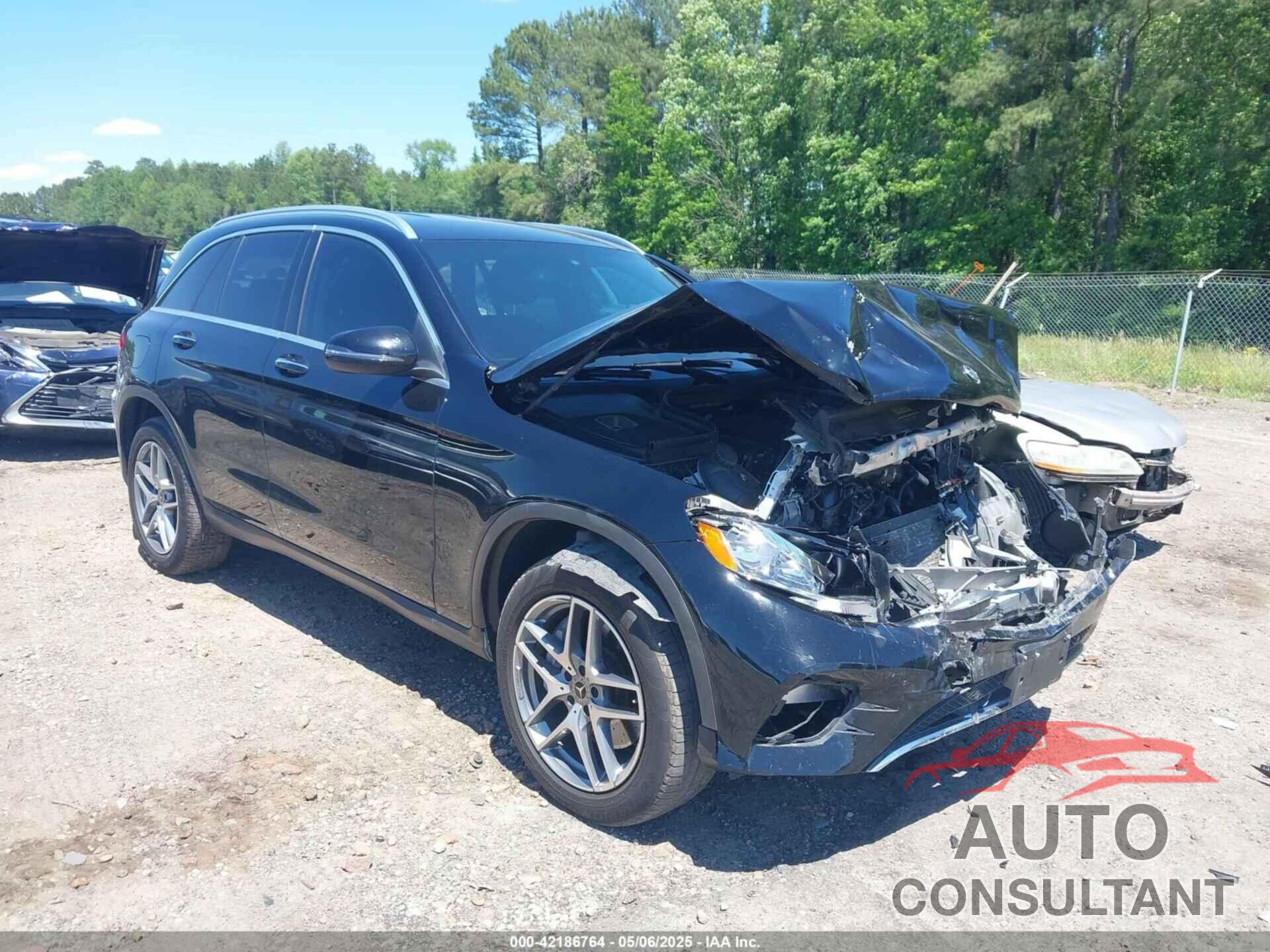 MERCEDES-BENZ GLC 300 2019 - WDC0G4JB2KV126704