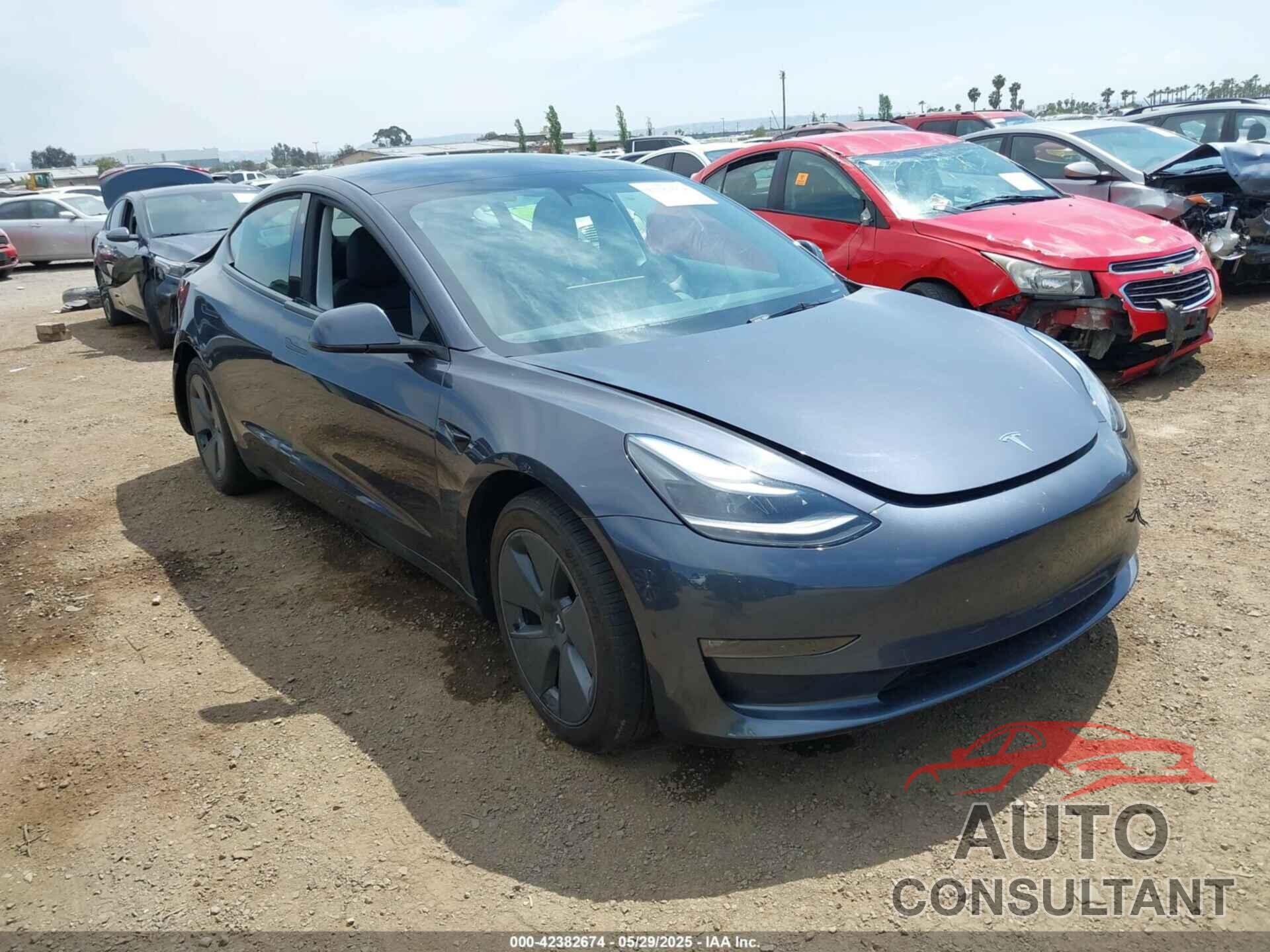 TESLA MODEL 3 2023 - 5YJ3E1EB0PF675745