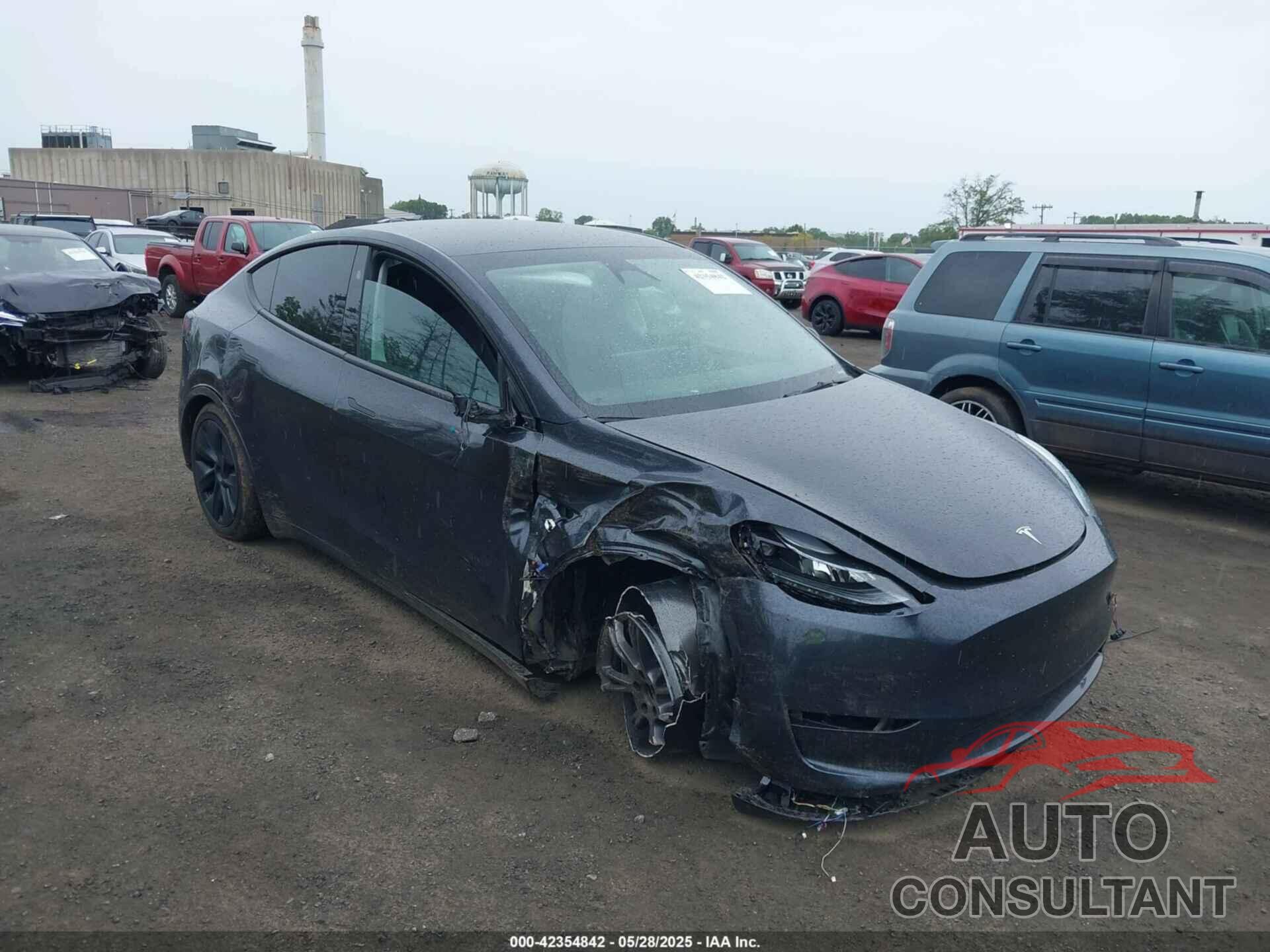 TESLA MODEL Y 2024 - 7SAYGDEE7RF150263
