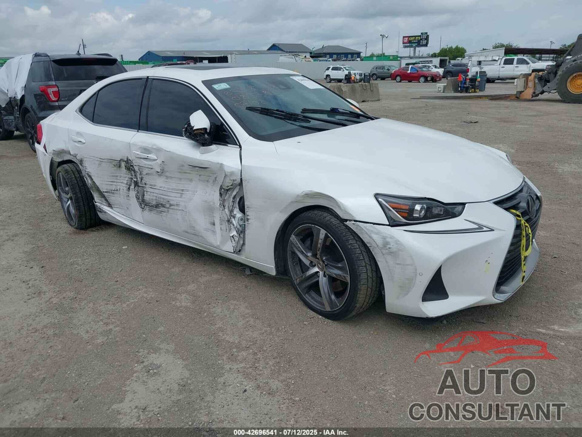 LEXUS IS 300 2018 - JTHBA1D28J5083381