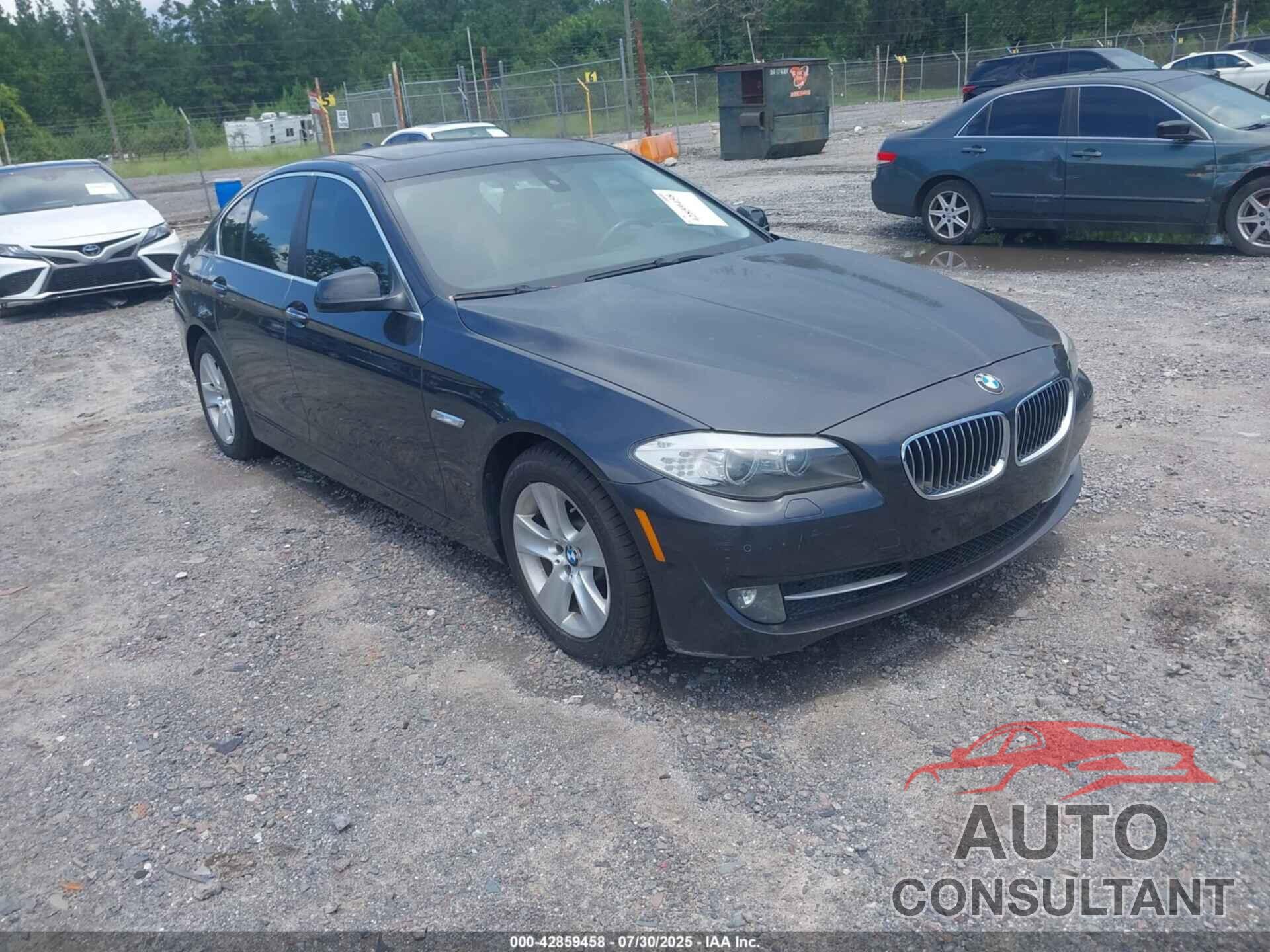 BMW 528I 2011 - WBAFR1C51BC741544