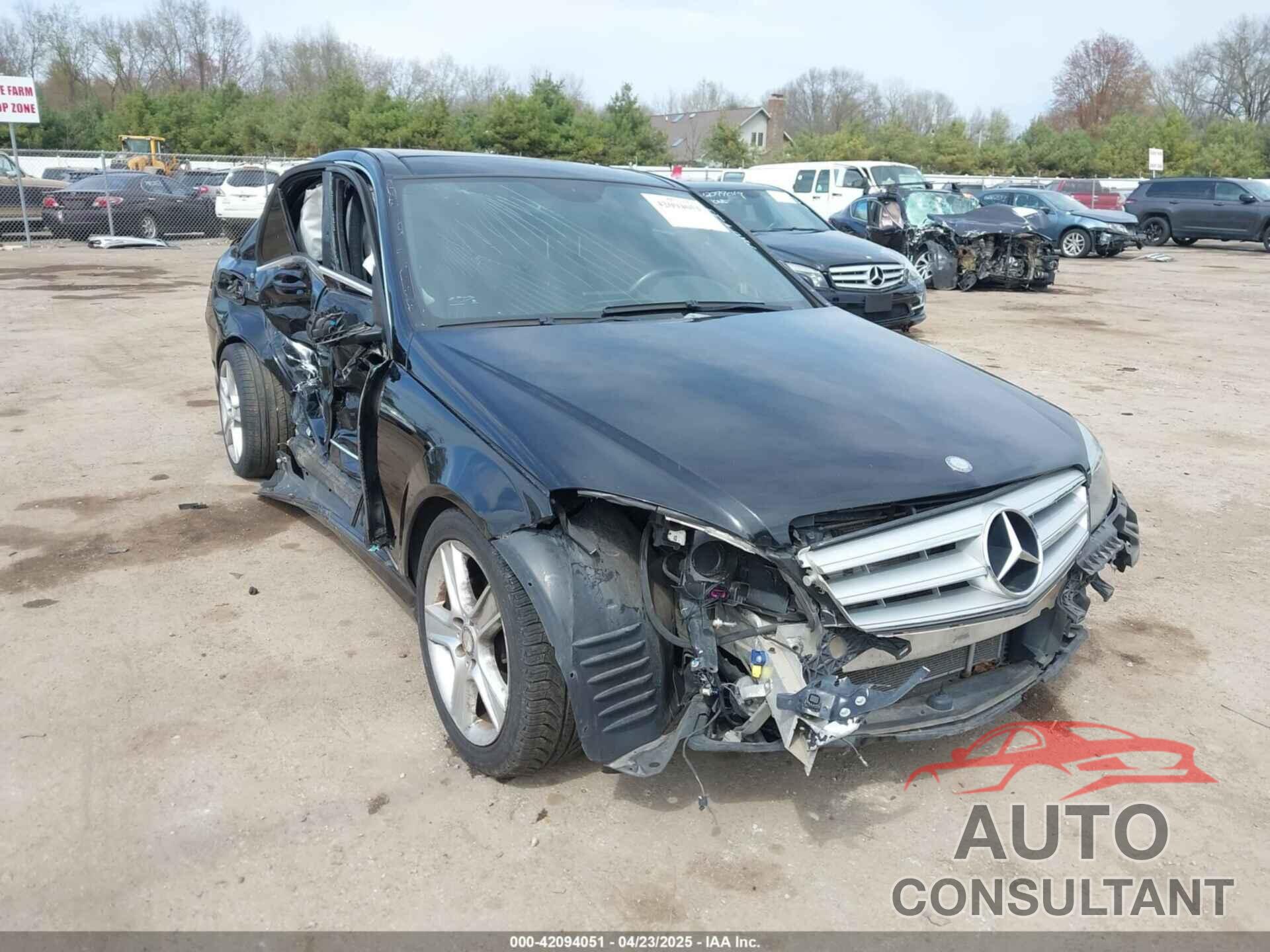 MERCEDES-BENZ C 300 2011 - WDDGF8BB6BR154338