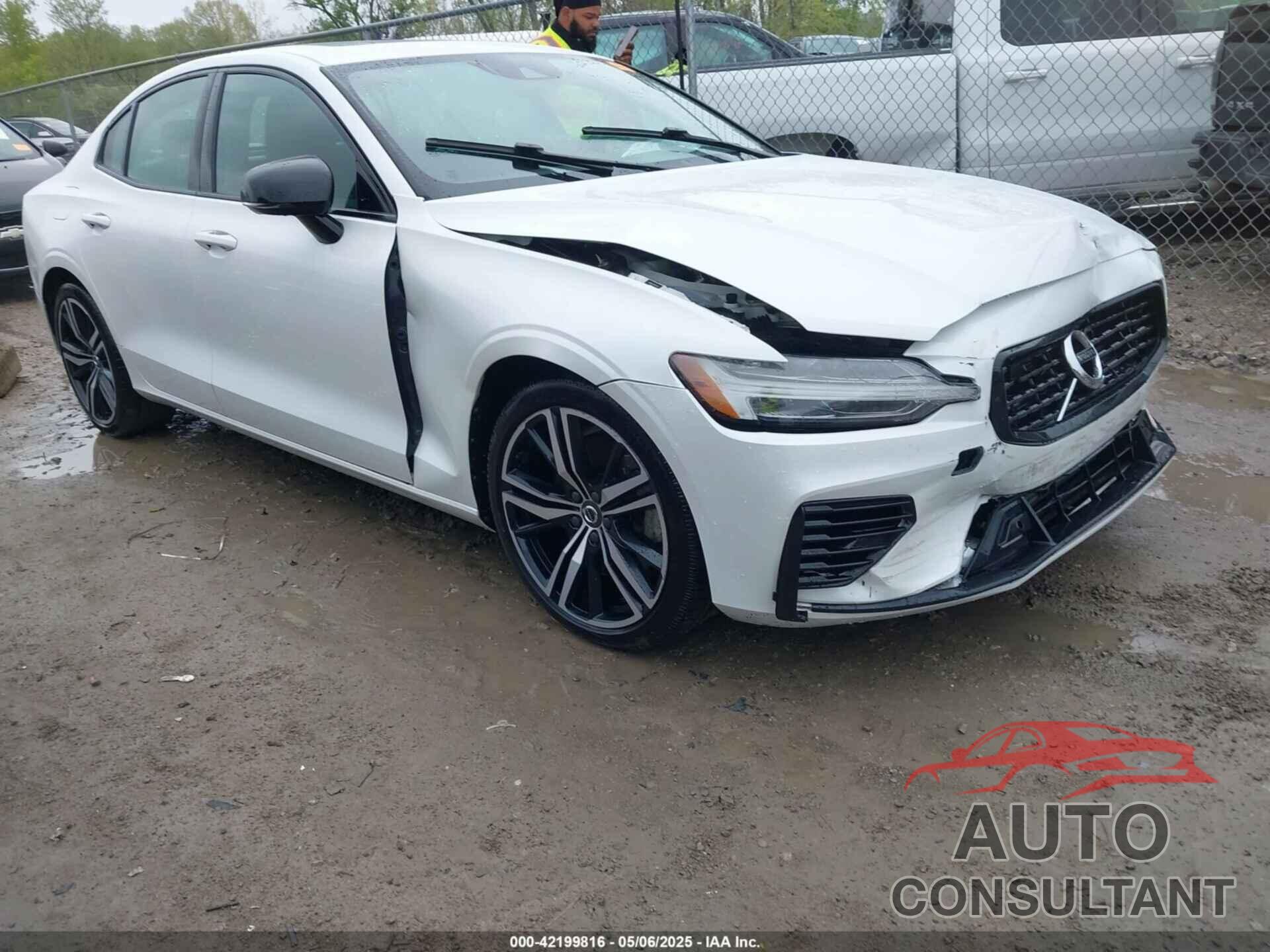 VOLVO S60 RECHARGE PLUG-IN HYBRID 2021 - 7JRBR0FZ6MG112630