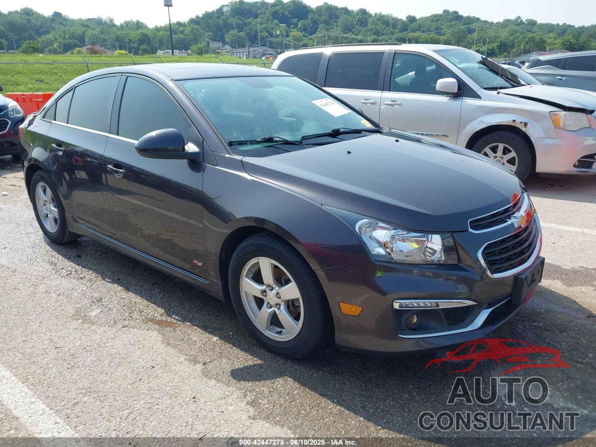 CHEVROLET CRUZE 2015 - 1G1PC5SB3F7198714