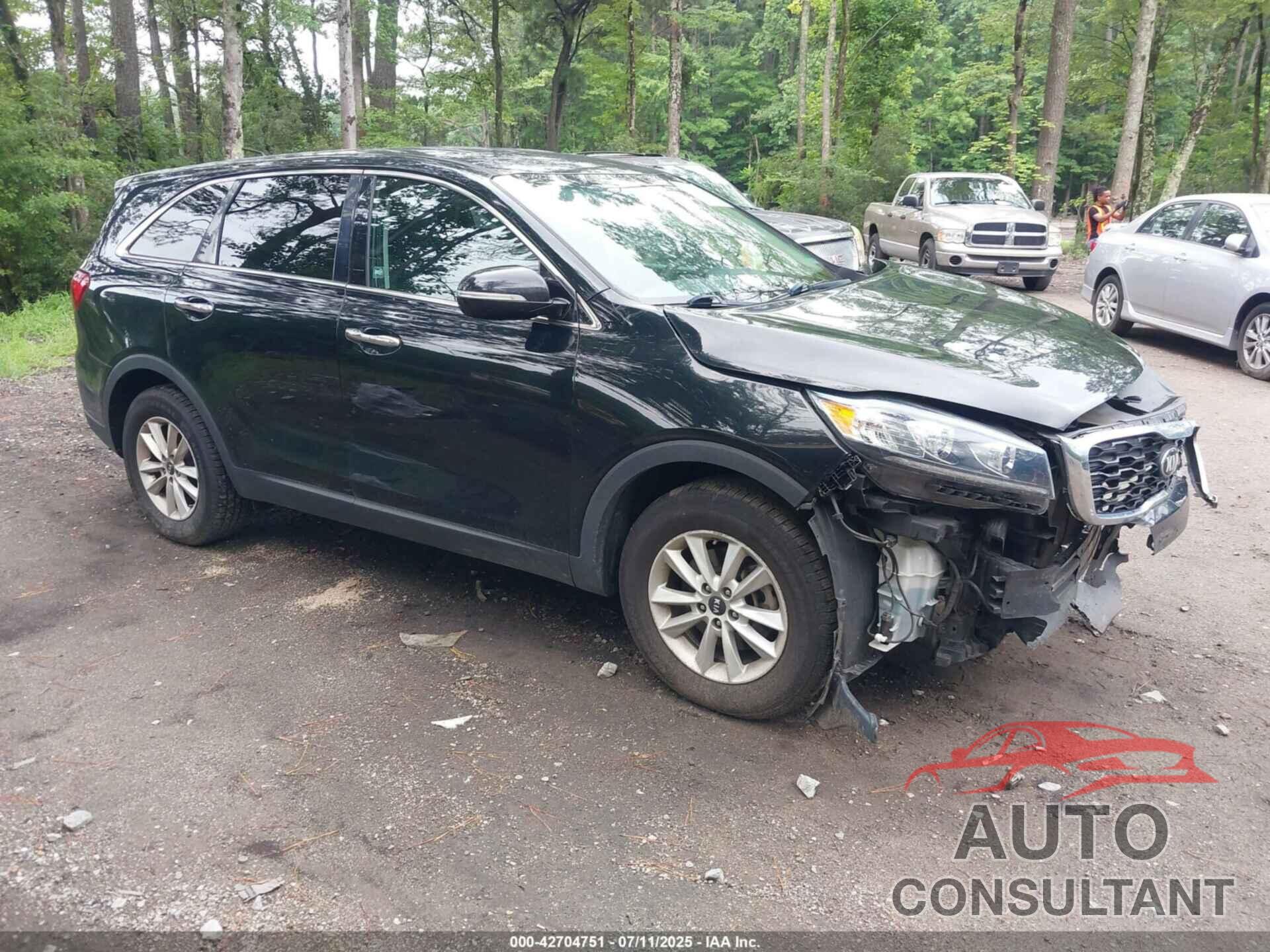 KIA SORENTO 2020 - 5XYPG4A55LG671612