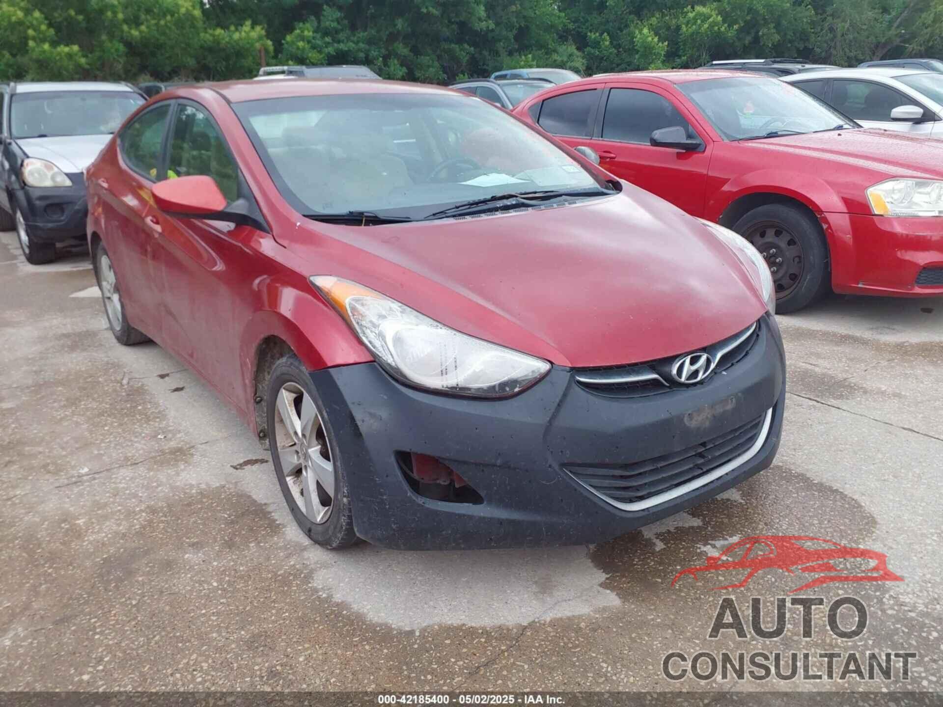 HYUNDAI ELANTRA 2011 - KMHDH4AE9BU100925