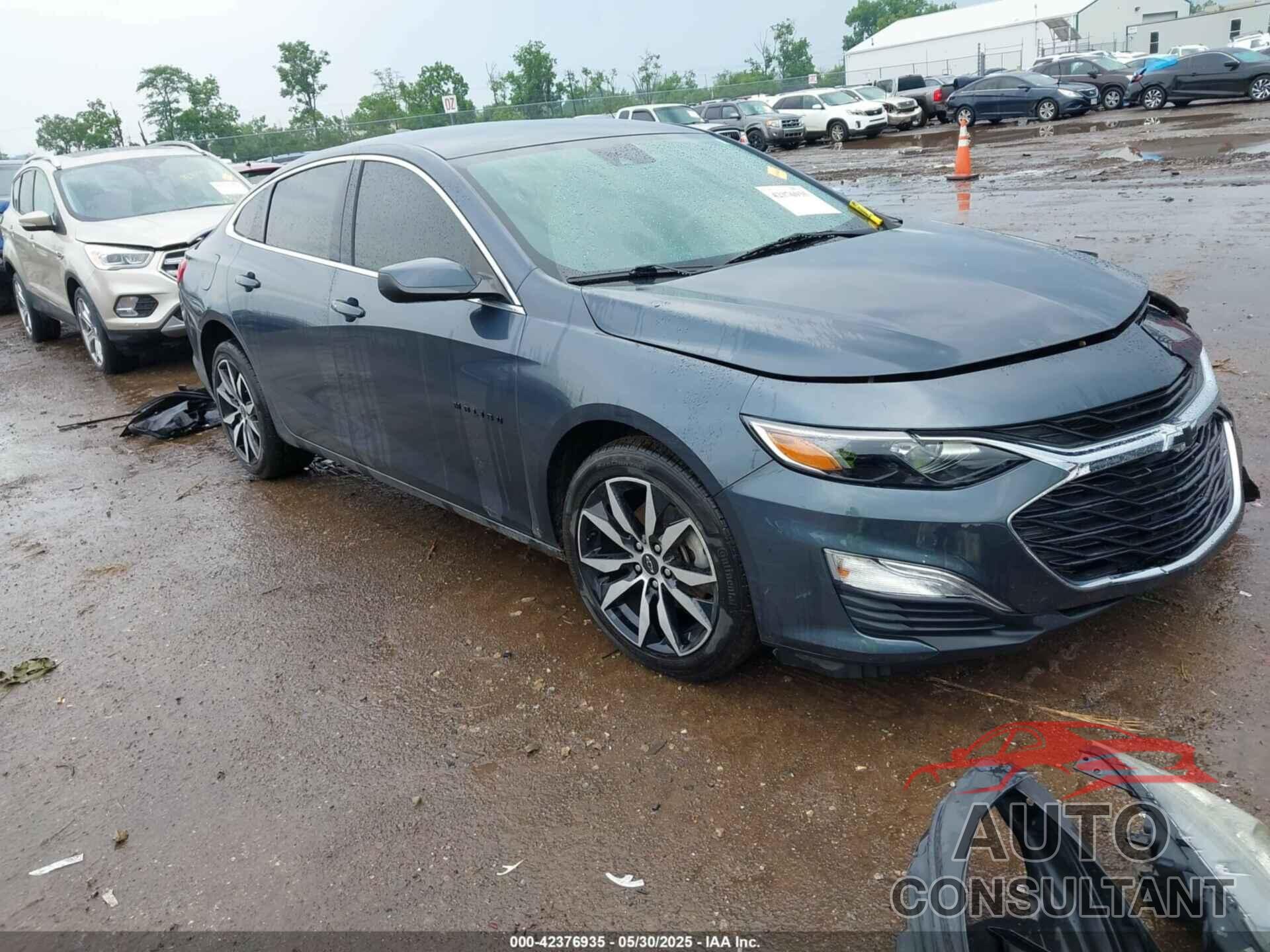 CHEVROLET MALIBU 2021 - 1G1ZG5ST5MF043736