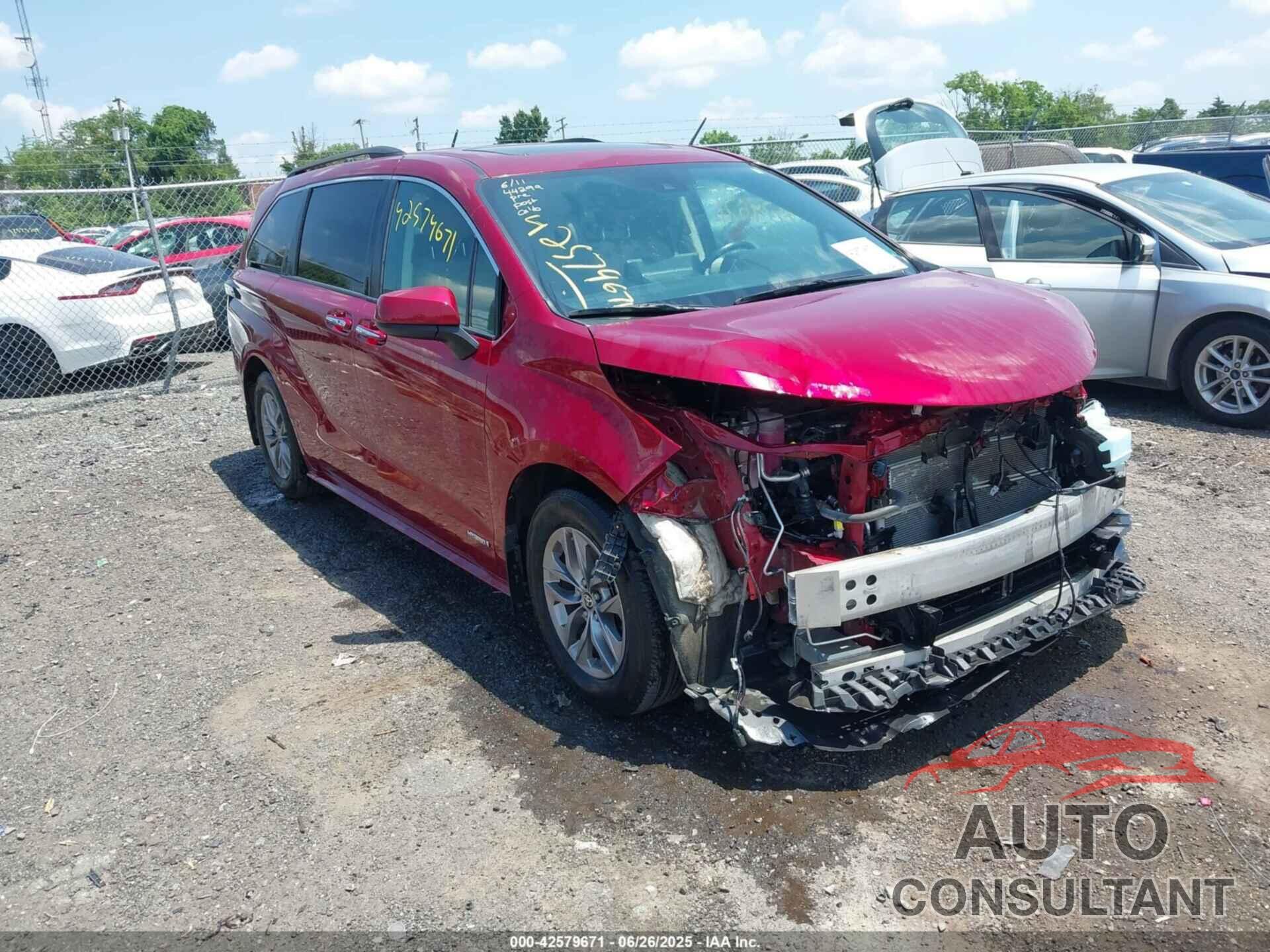 TOYOTA SIENNA 2021 - 5TDYSKFC5MS018541
