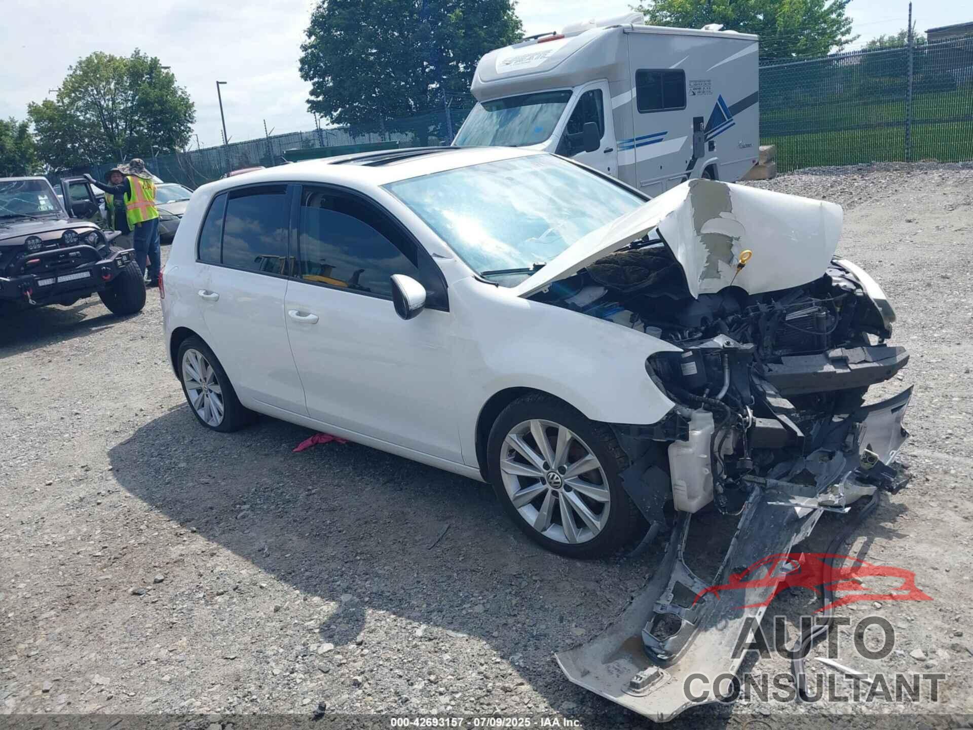 VOLKSWAGEN GOLF 2014 - WVWDM7AJ6EW008369
