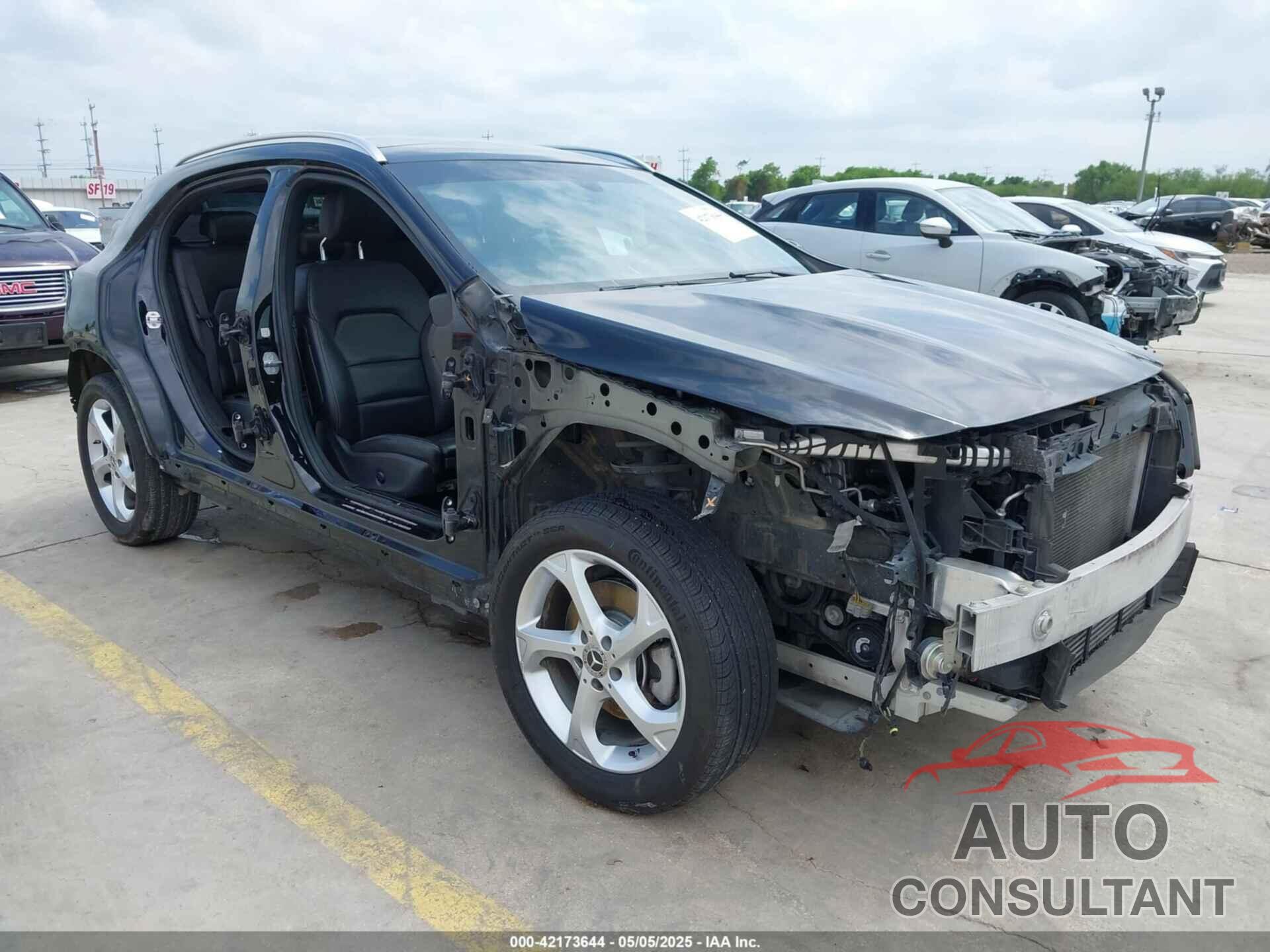 MERCEDES-BENZ GLA 250 2019 - WDCTG4EB5KJ549100