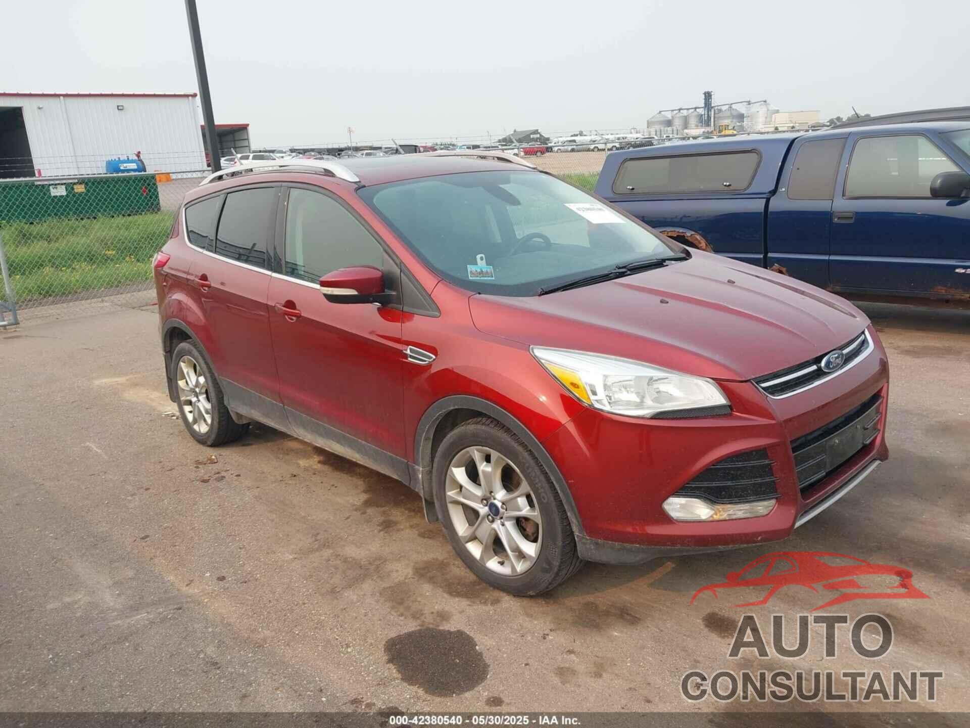 FORD ESCAPE 2015 - 1FMCU9J98FUC26108