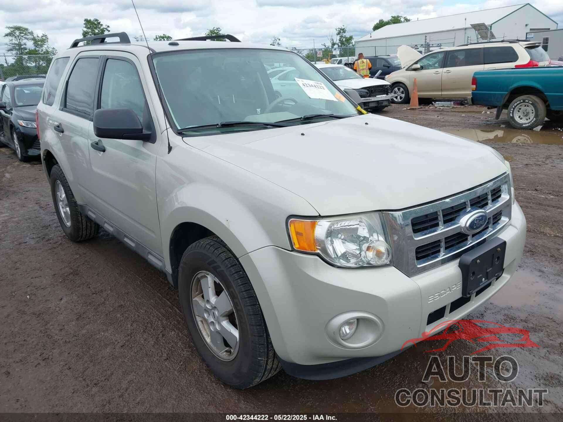 FORD ESCAPE 2009 - 1FMCU03G09KB63836