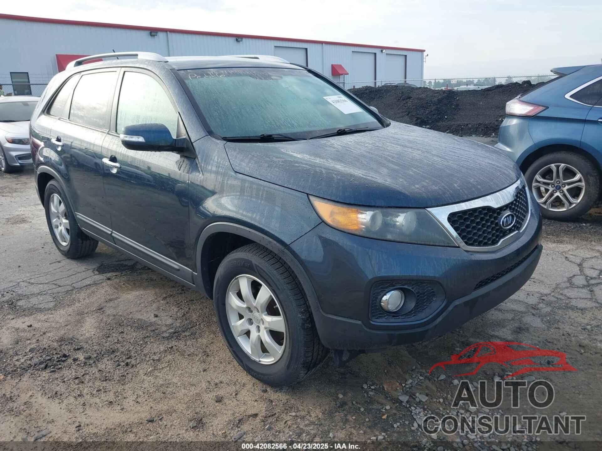 KIA SORENTO 2012 - 5XYKT4A68CG197508