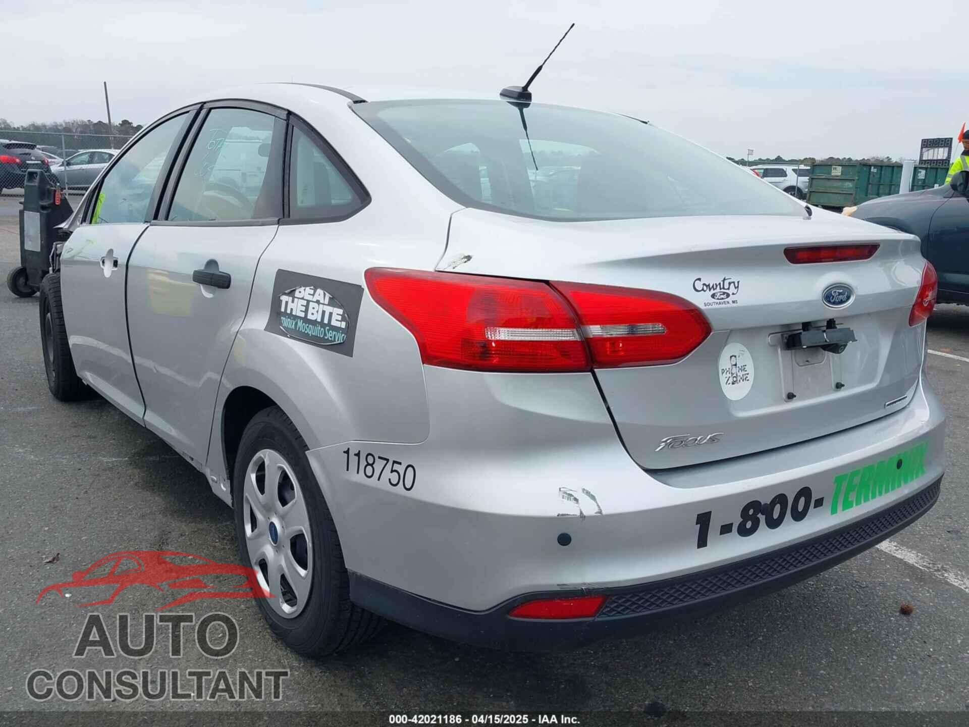 FORD FOCUS 2016 - 1FADP3E25GL349047