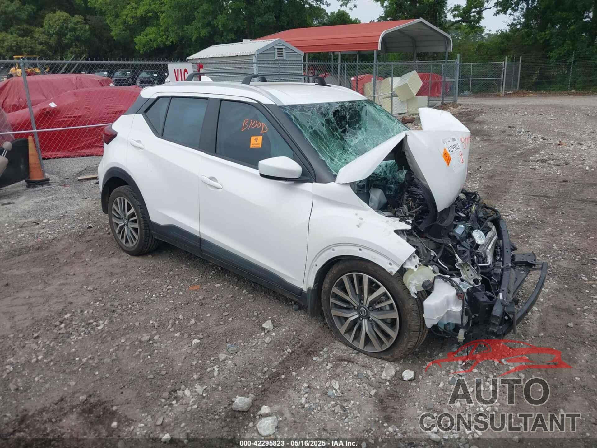 NISSAN KICKS 2021 - 3N1CP5CV4ML557339