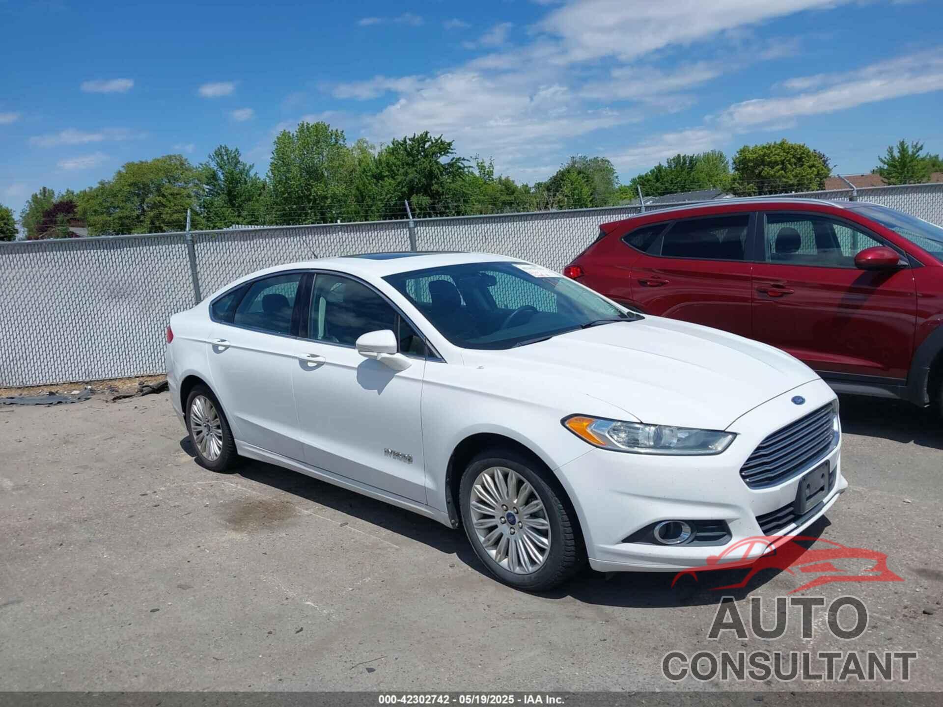 FORD FUSION HYBRID 2014 - 3FA6P0LU8ER142632
