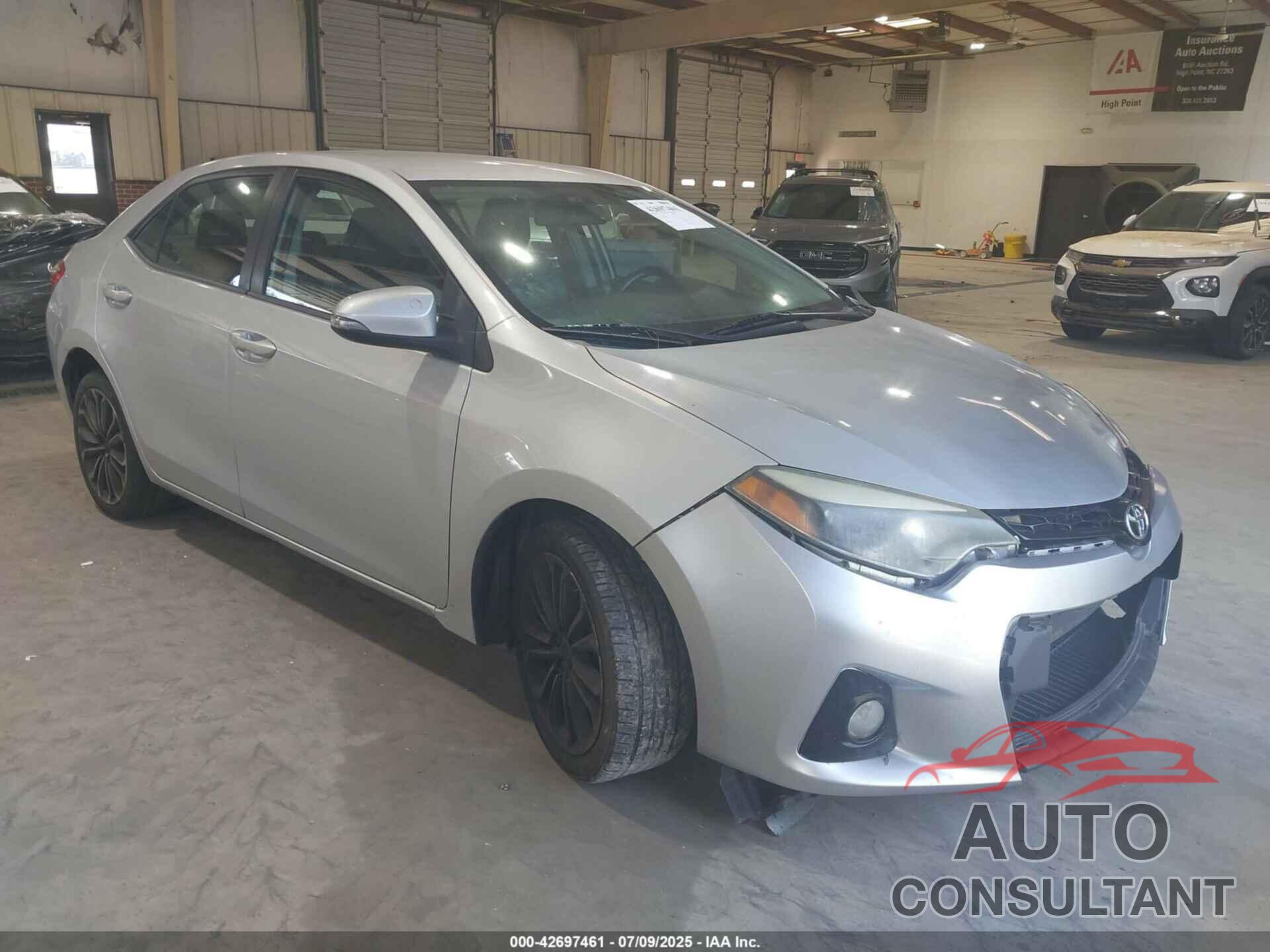 TOYOTA COROLLA 2015 - 5YFBURHE9FP286950