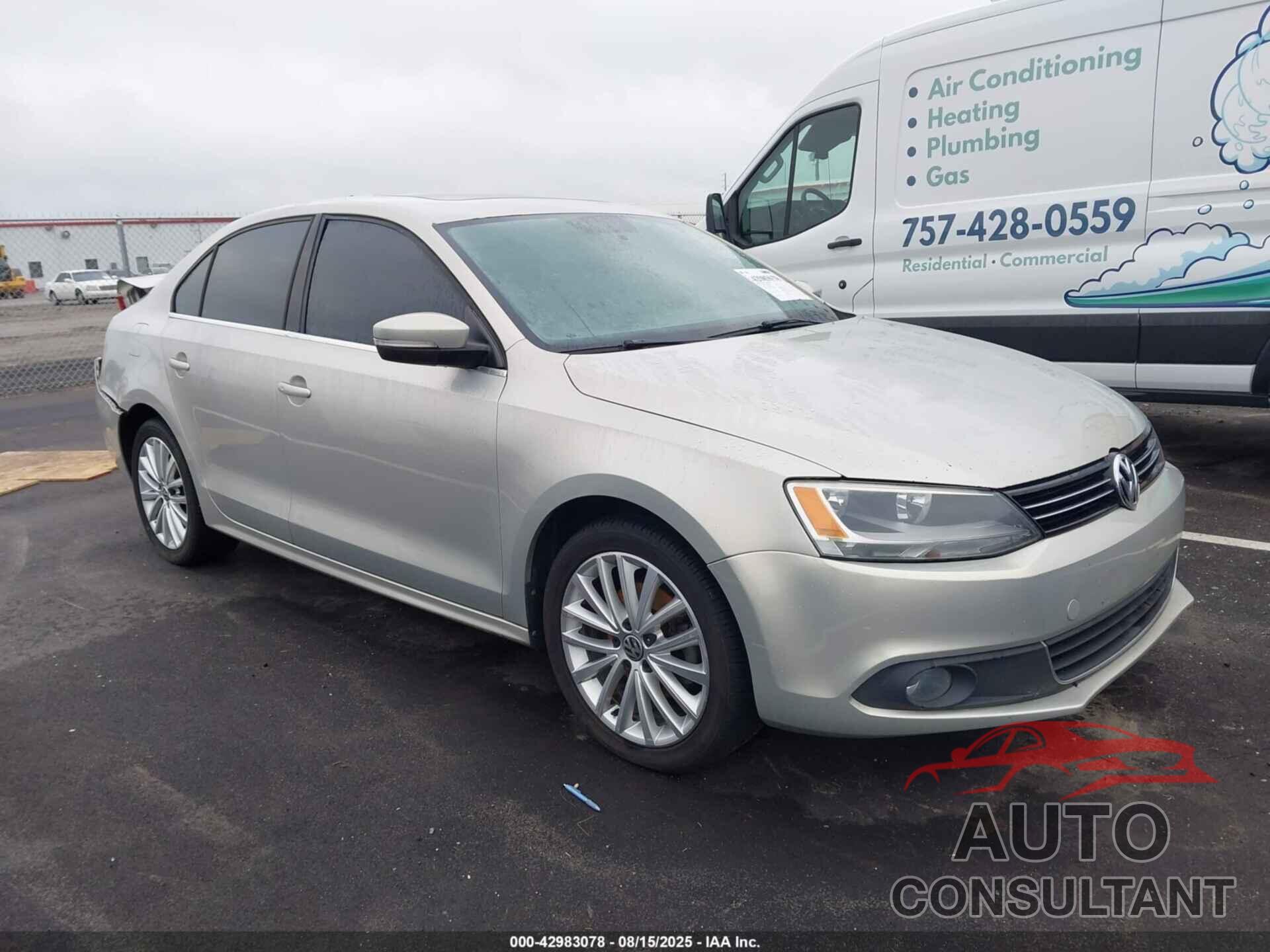 VOLKSWAGEN JETTA 2011 - 3VWLX7AJ6BM327055