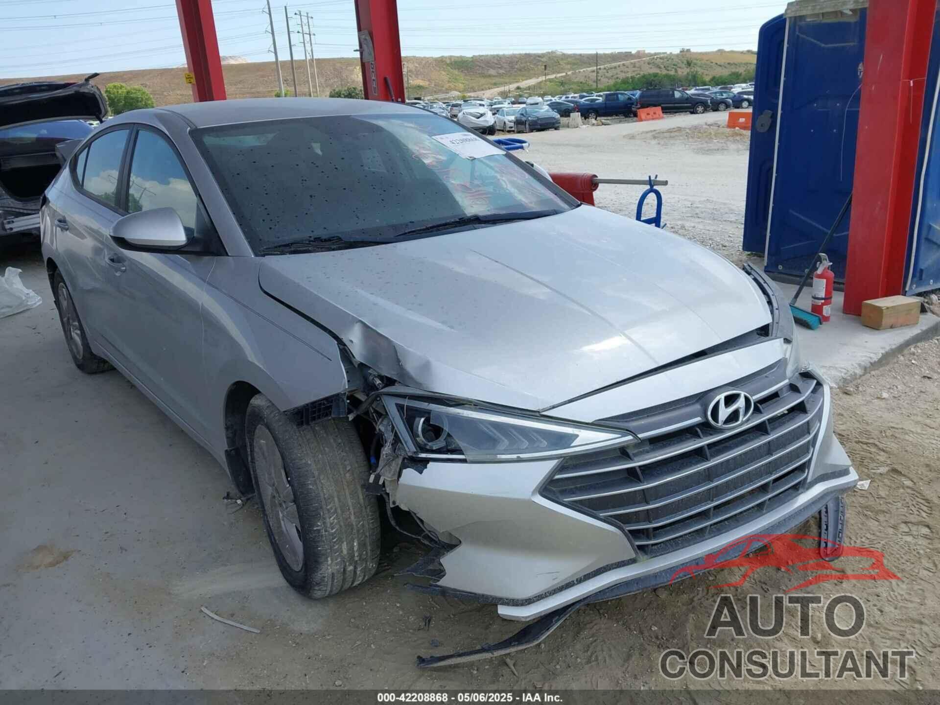HYUNDAI ELANTRA 2020 - 5NPD84LF4LH521313