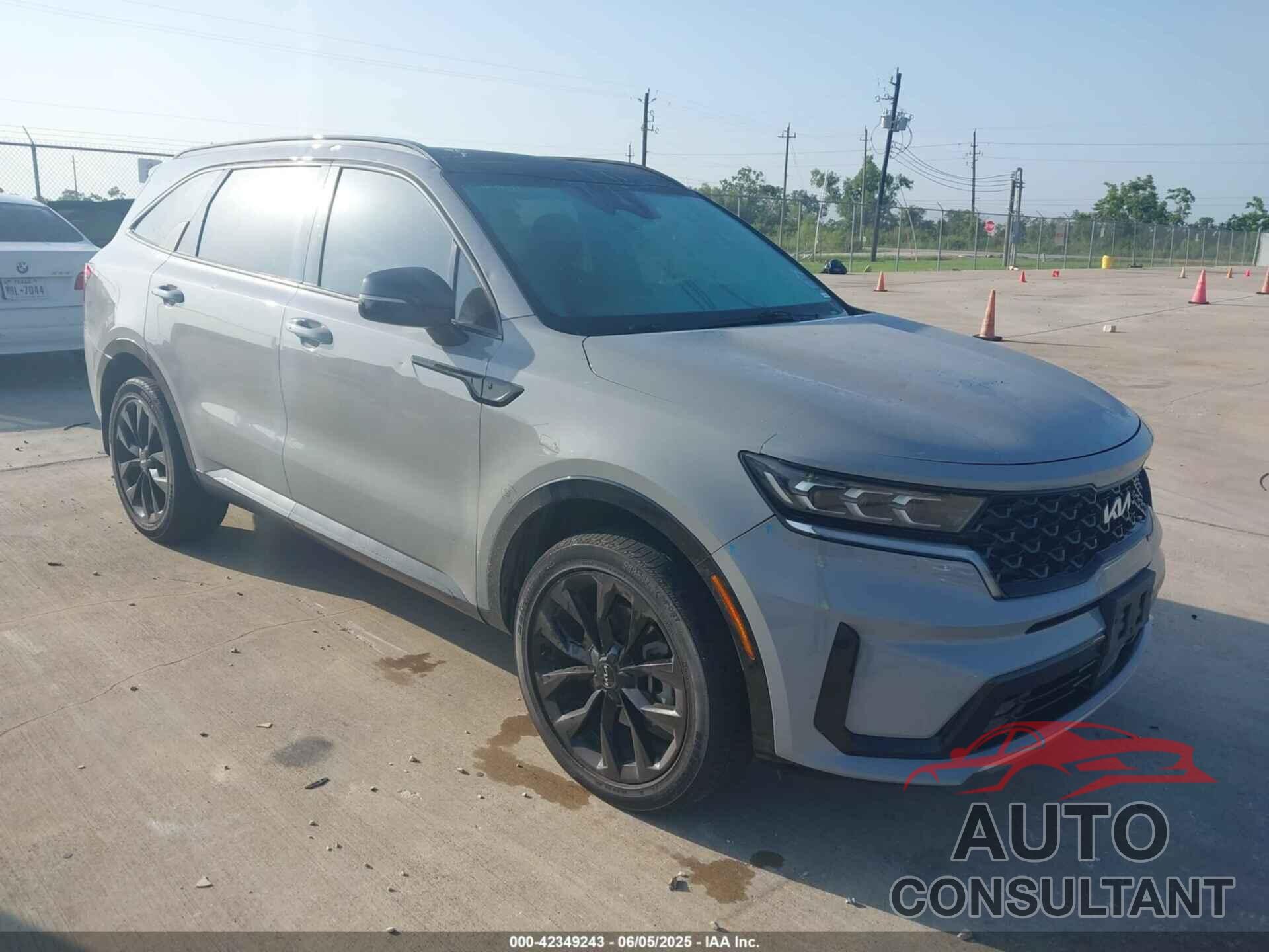 KIA SORENTO 2022 - 5XYRKDLF0NG130970