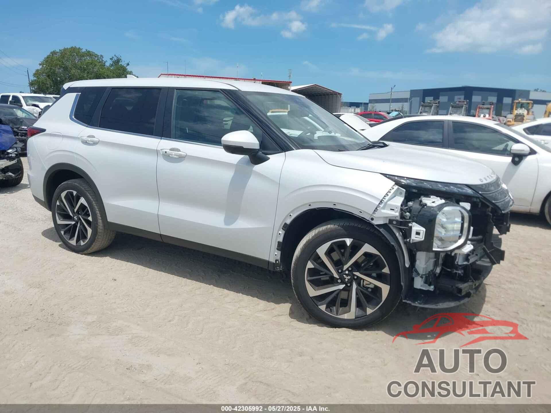 MITSUBISHI OUTLANDER 2024 - JA4J3VA83RZ082399