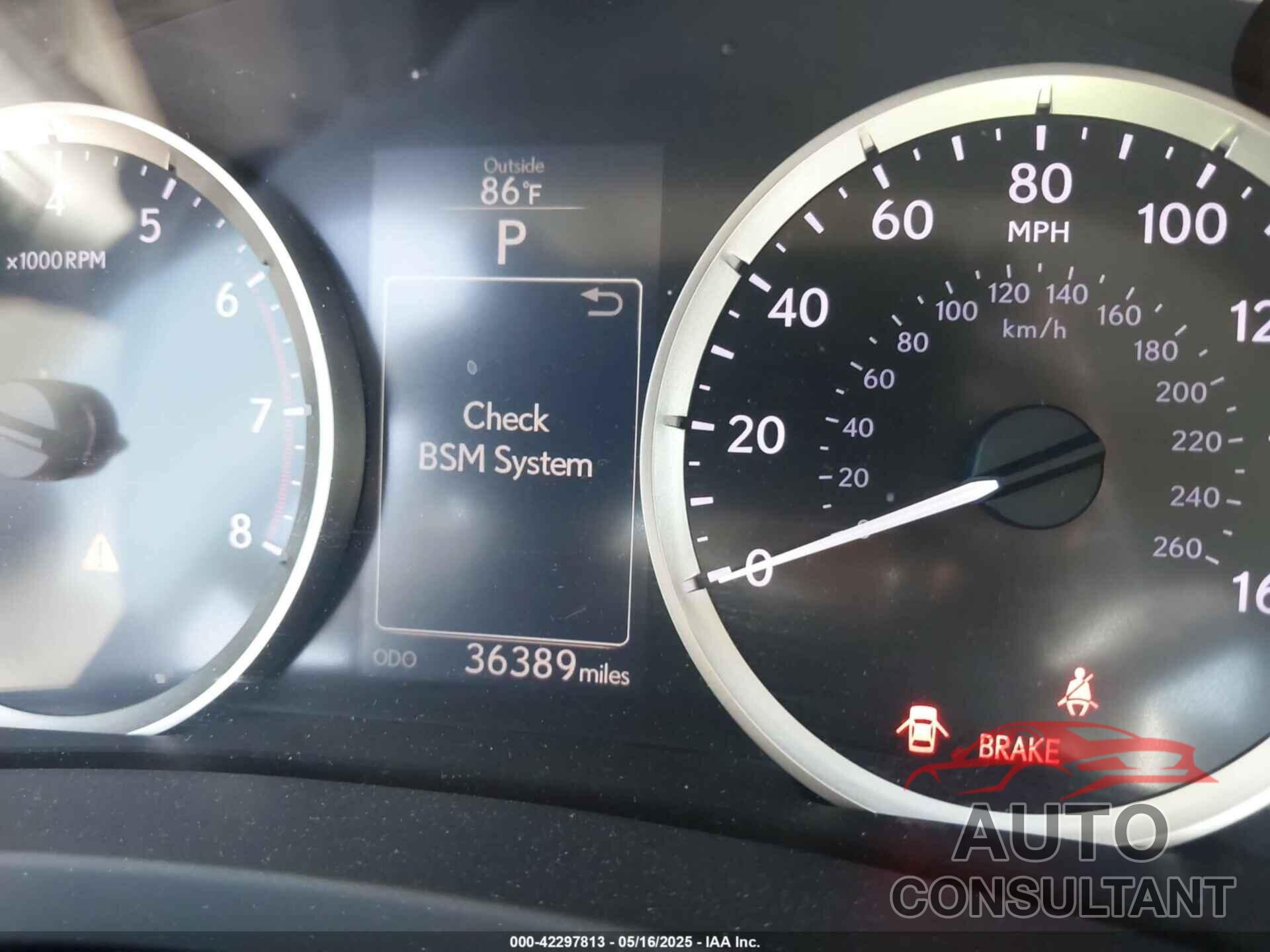 LEXUS IS 200T 2016 - JTHBA1D2XG5015303