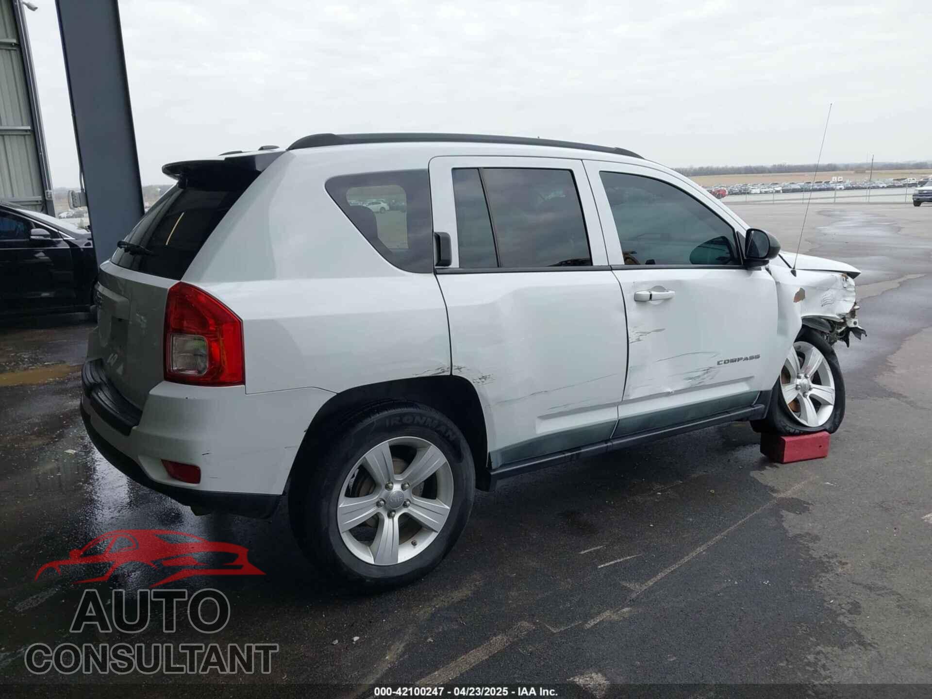 JEEP COMPASS 2012 - 1C4NJCBA8CD500642