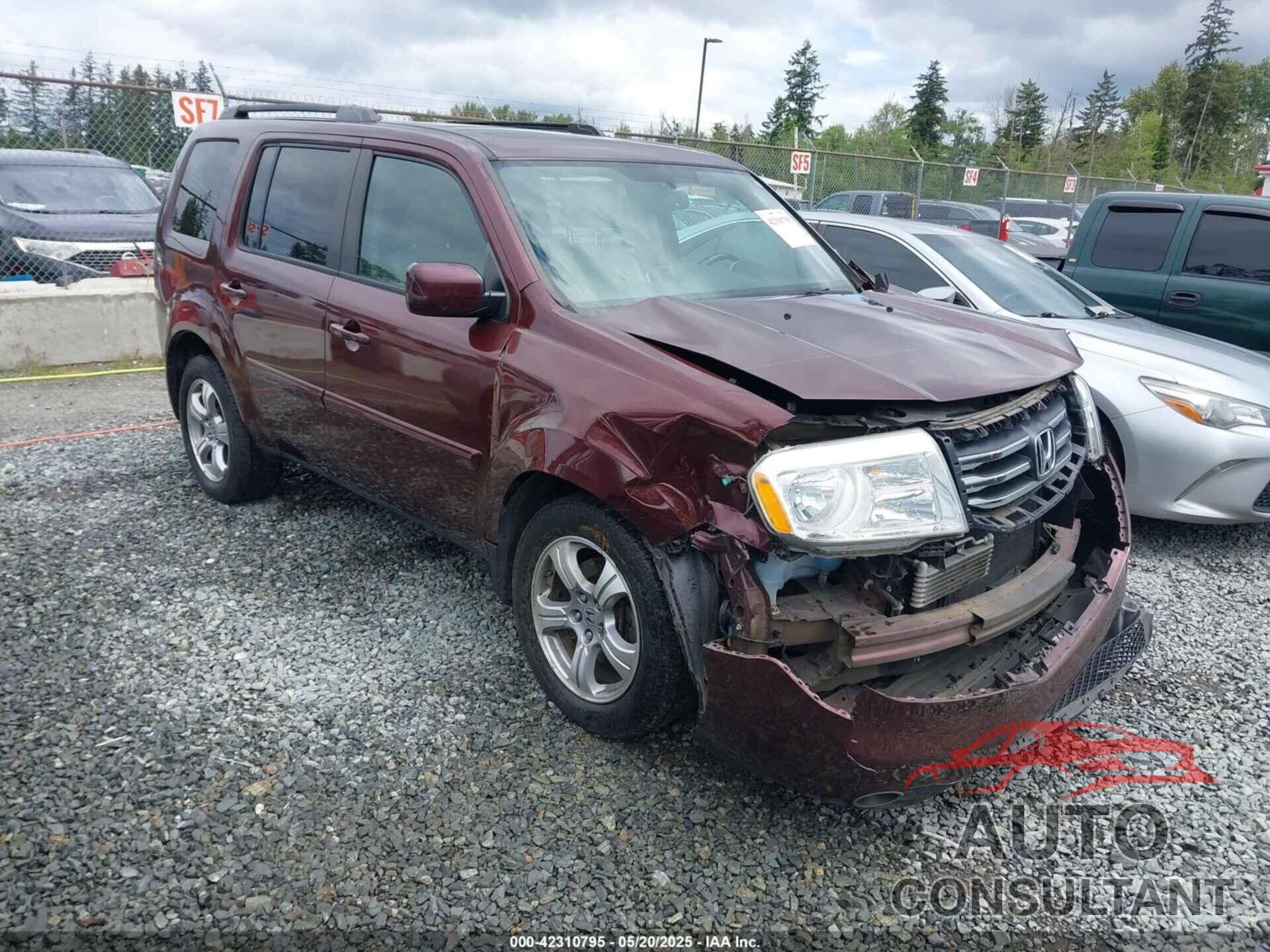 HONDA PILOT 2013 - 5FNYF4H55DB030675