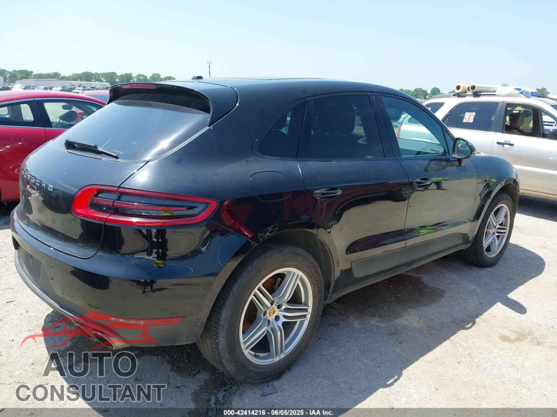 PORSCHE MACAN 2016 - WP1AB2A55GLB47118