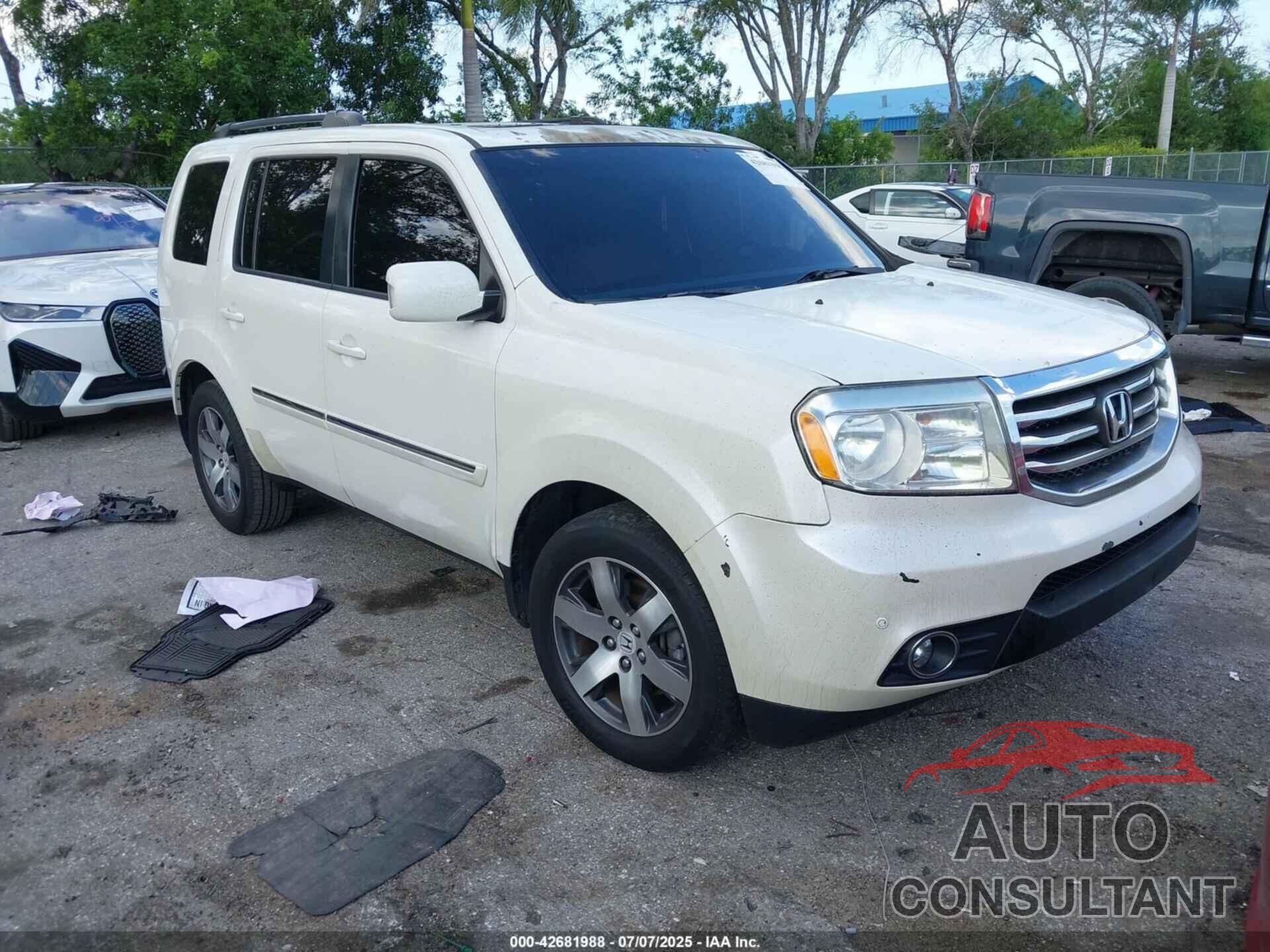 HONDA PILOT 2013 - 5FNYF3H95DB011430