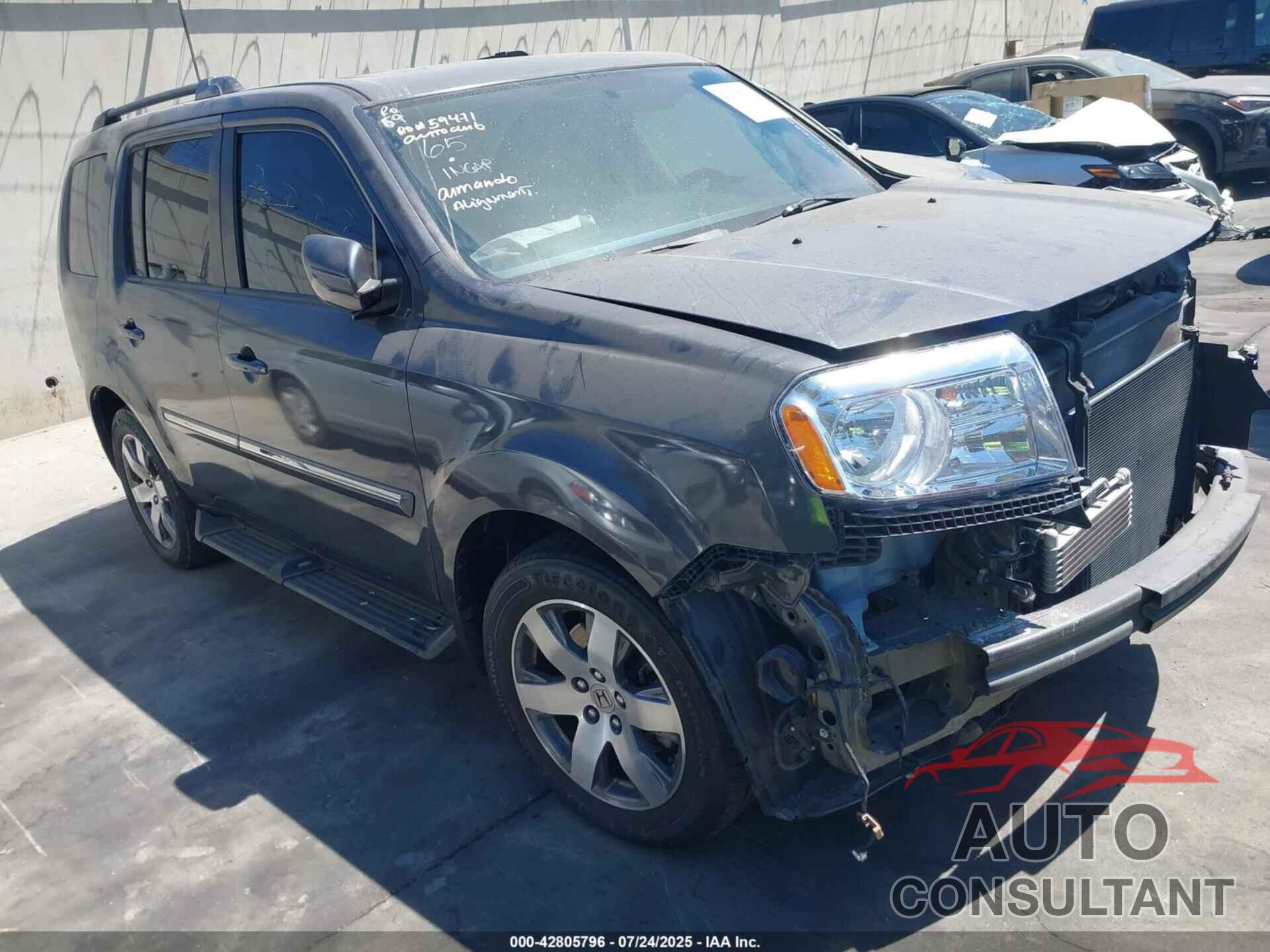 HONDA PILOT 2015 - 5FNYF4H92FB001902