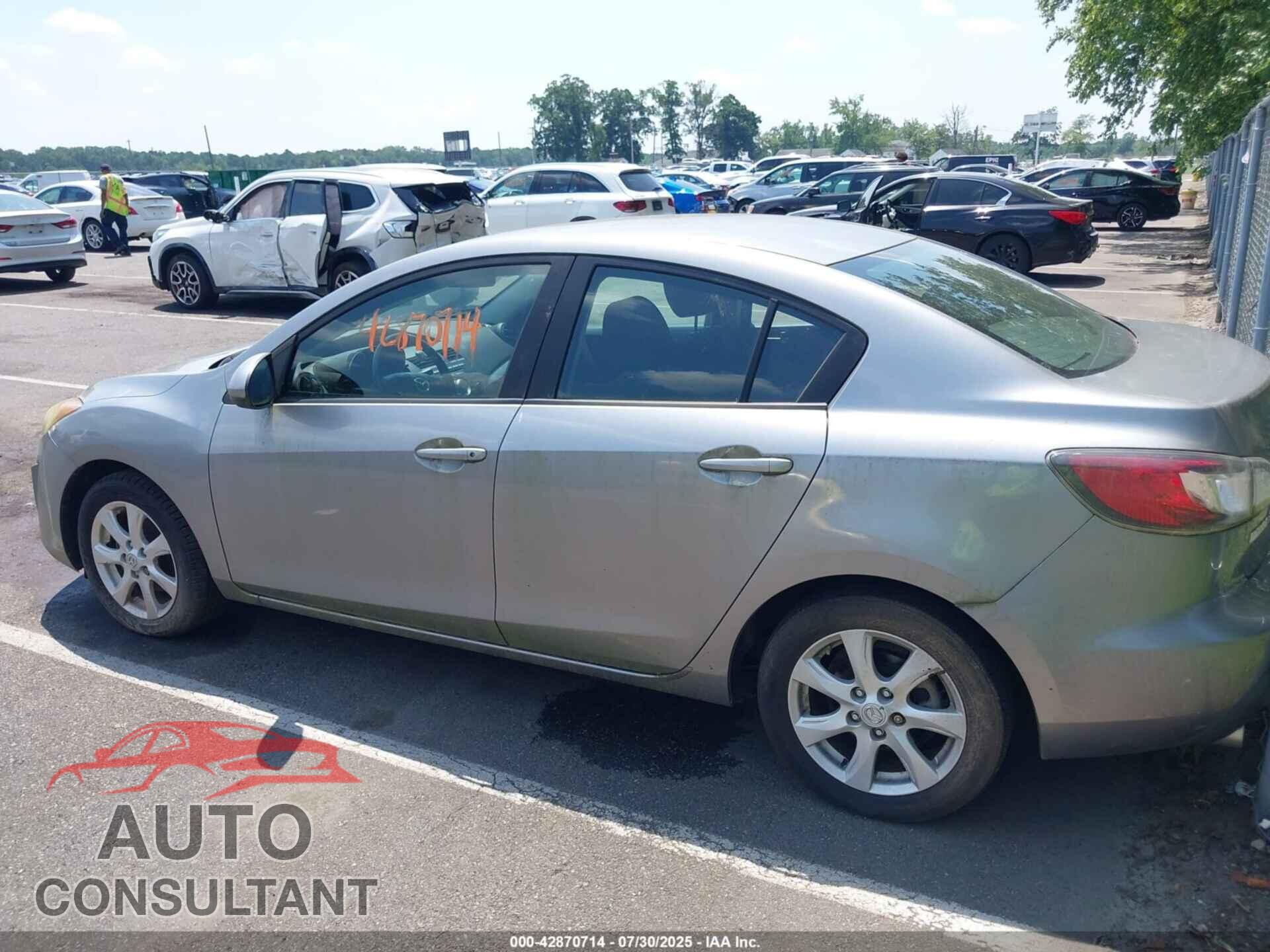 MAZDA MAZDA3 2010 - JM1BL1SG0A1328126