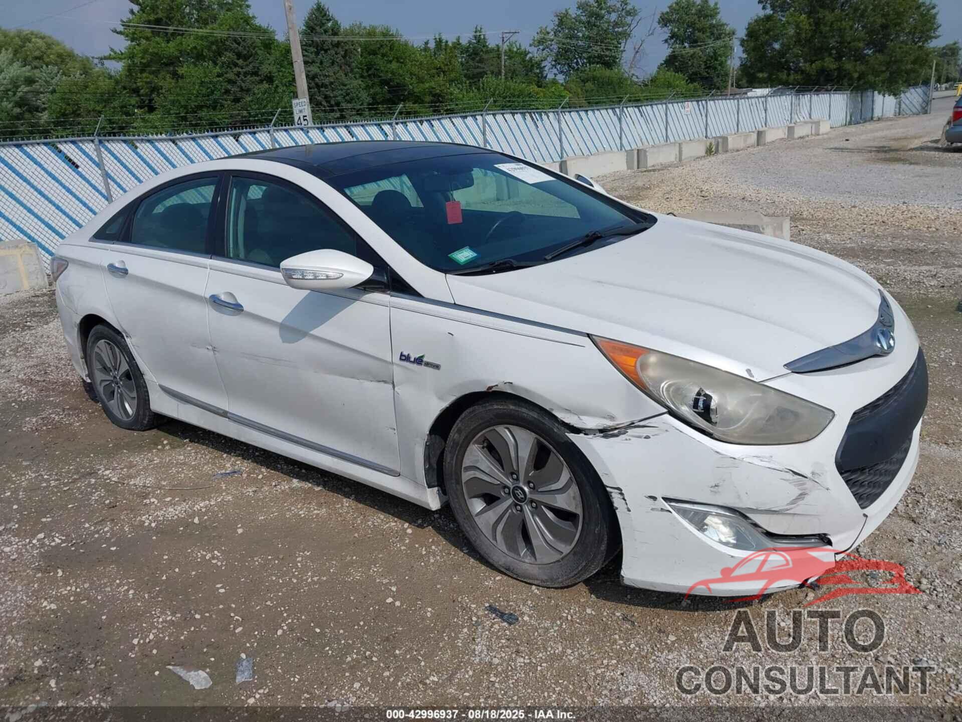 HYUNDAI SONATA HYBRID 2015 - KMHEC4A49FA119802