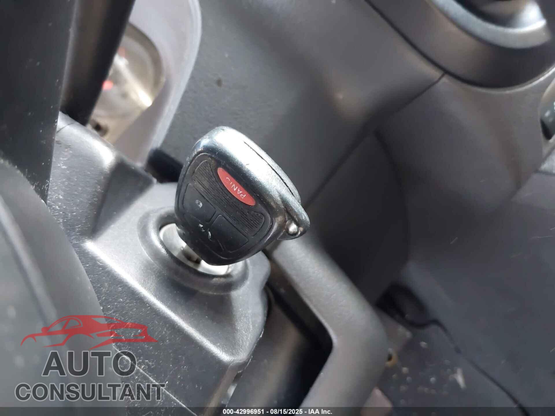 JEEP COMPASS 2011 - 1J4NT1FB5BD137744