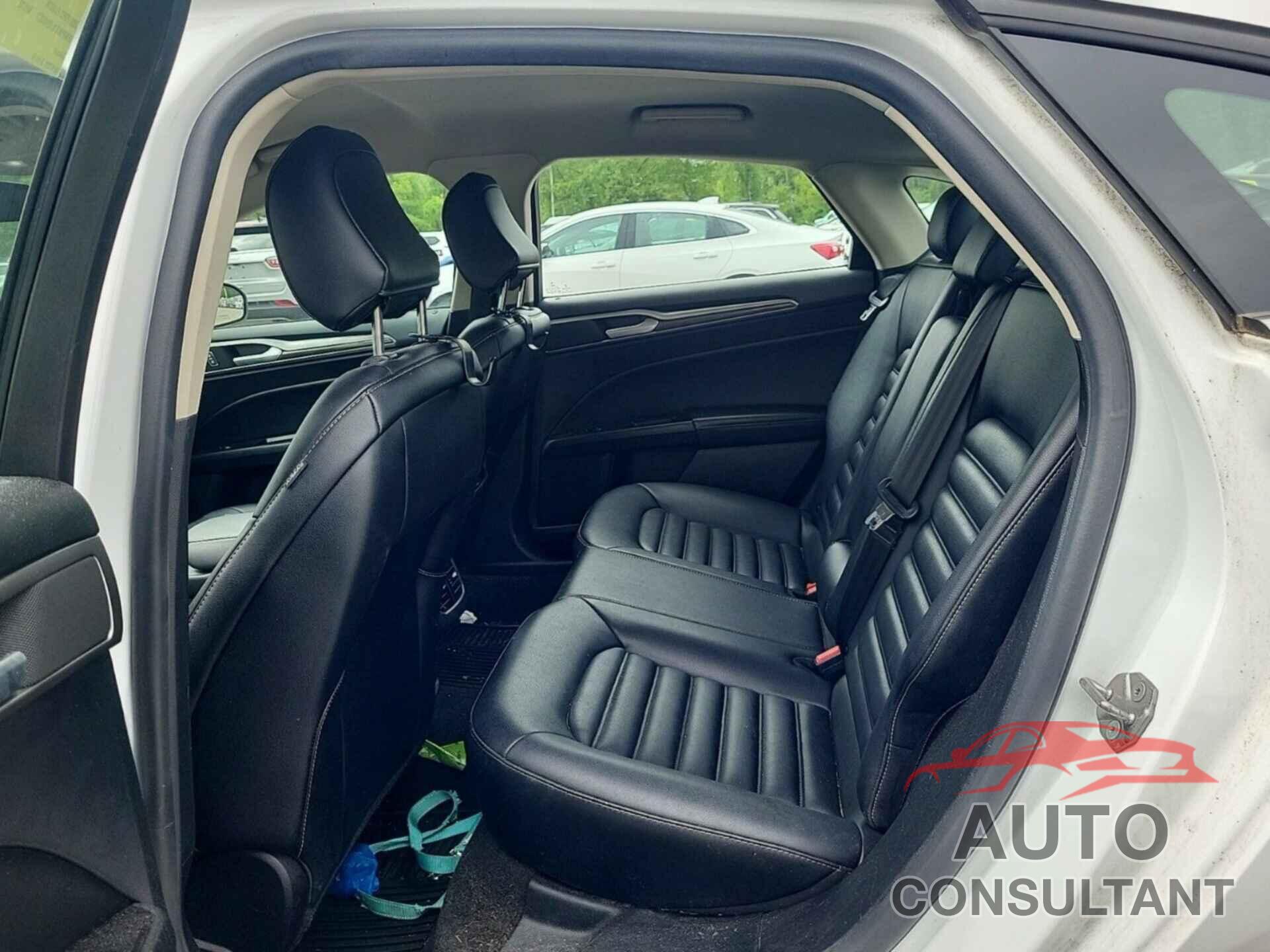 FORD FUSION 2020 - 3FA6P0CD1LR240821