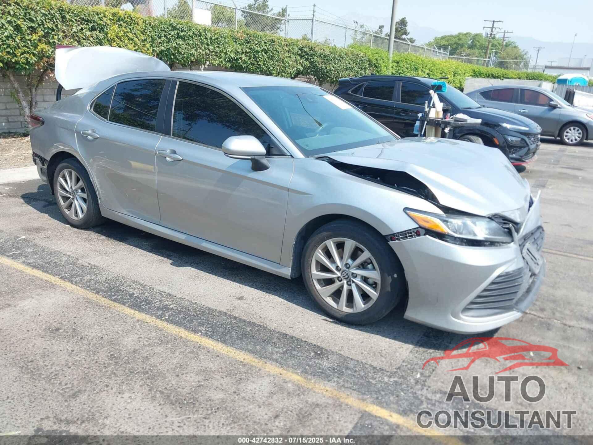 TOYOTA CAMRY 2023 - 4T1R11AKXPU801205