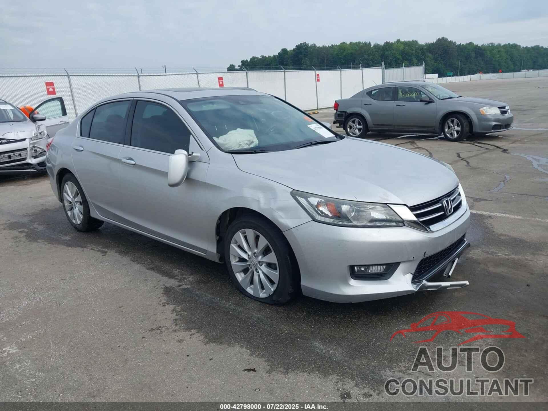 HONDA ACCORD 2015 - 1HGCR3F81FA005701