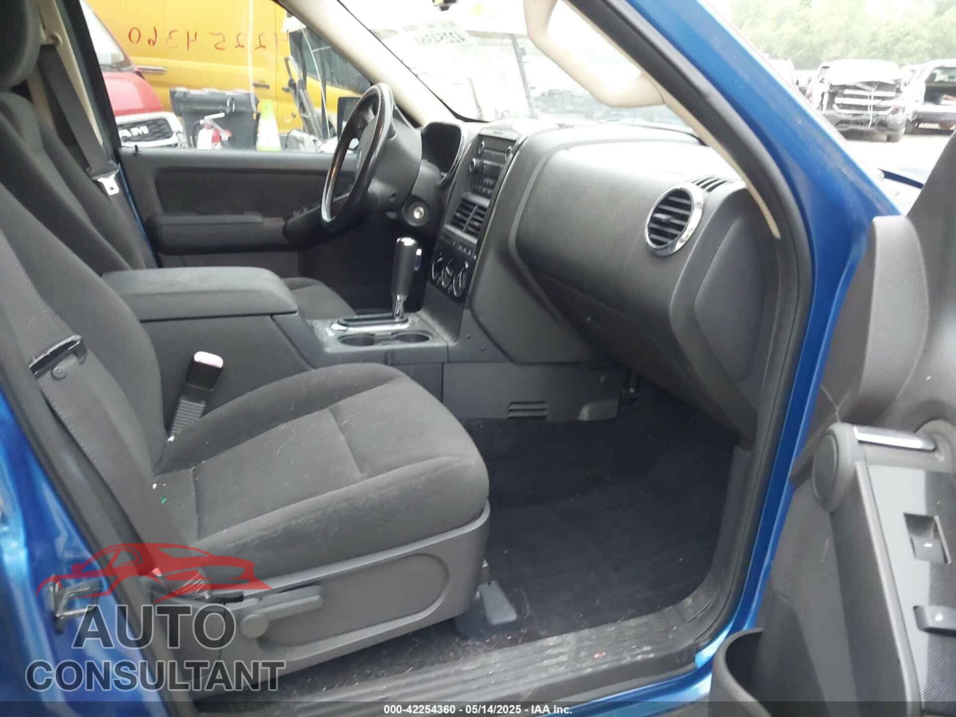 FORD EXPLORER 2010 - 1FMEU7D8XAUA09684