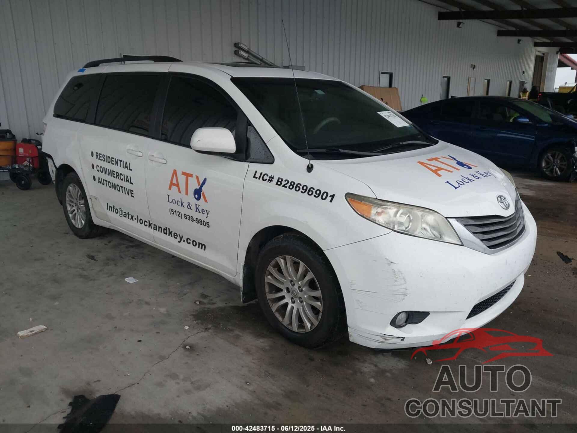 TOYOTA SIENNA 2012 - 5TDYK3DC6CS228816