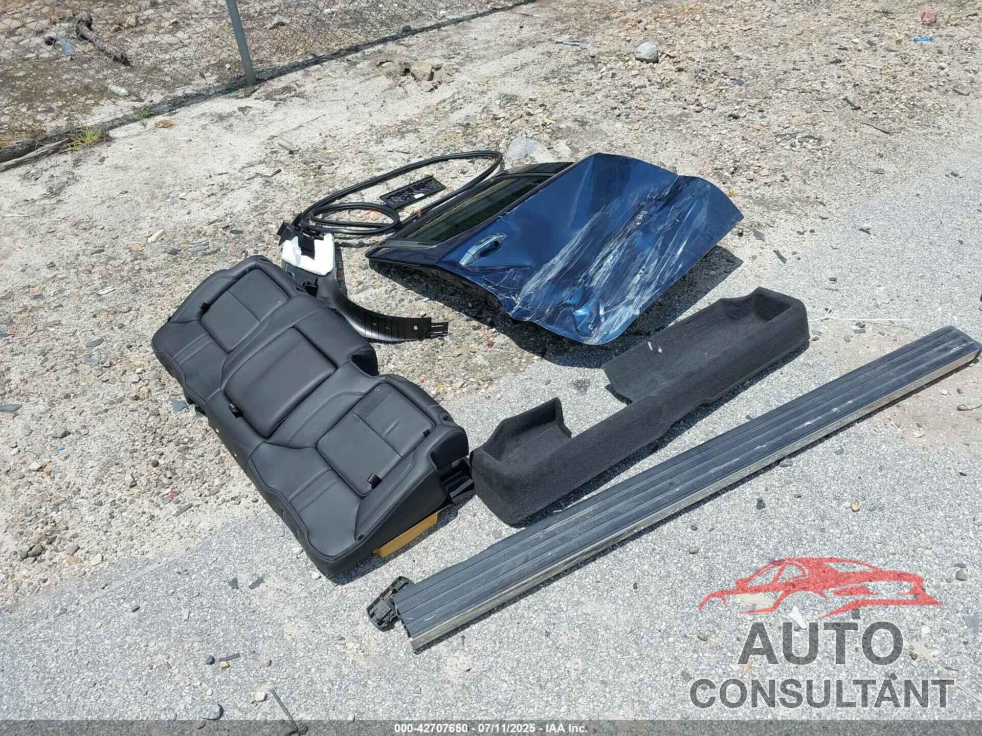 CHEVROLET SILVERADO 1500 2020 - 3GCUYHET8LG397839