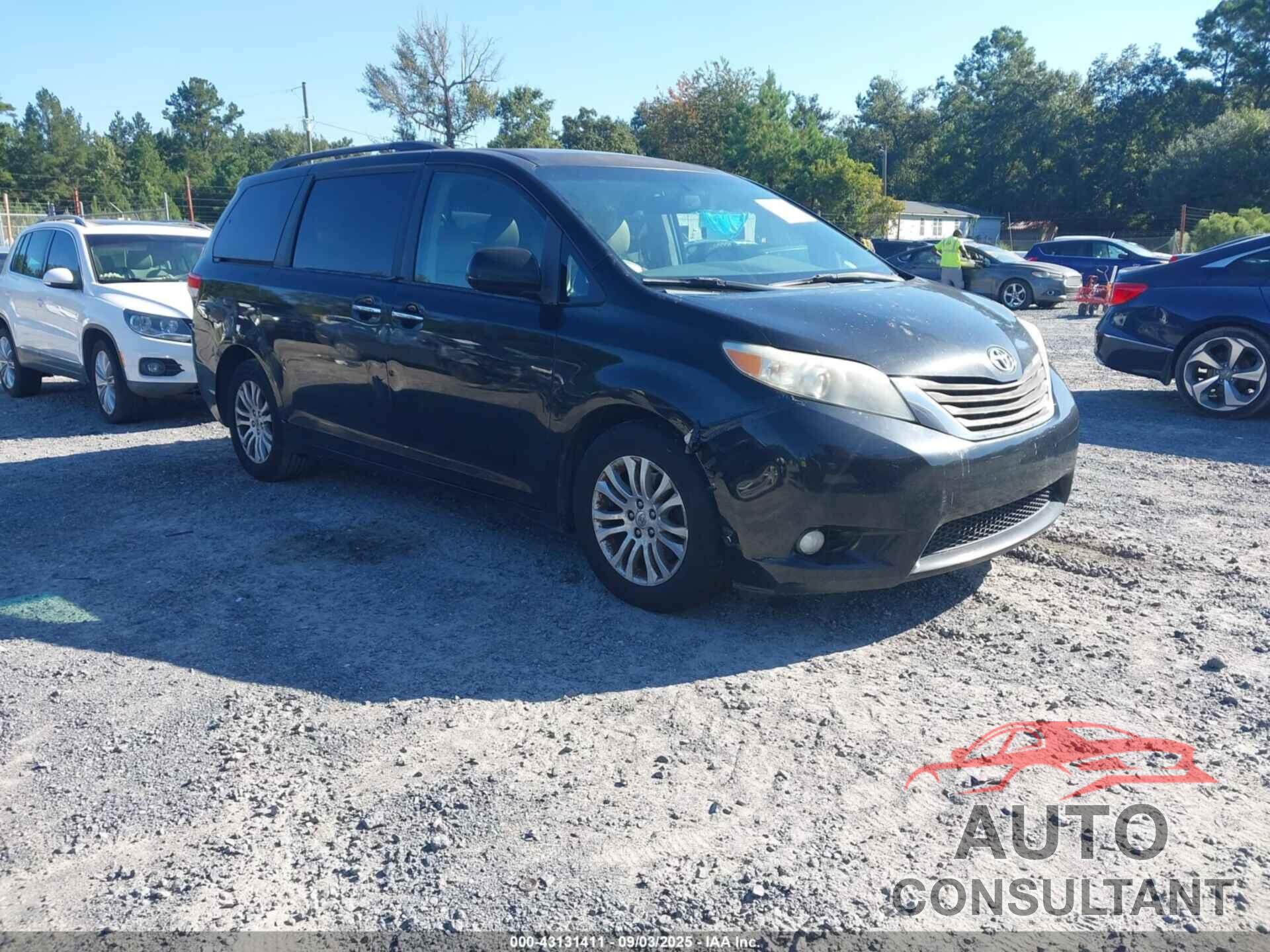TOYOTA SIENNA 2011 - 5TDYK3DC4BS016737