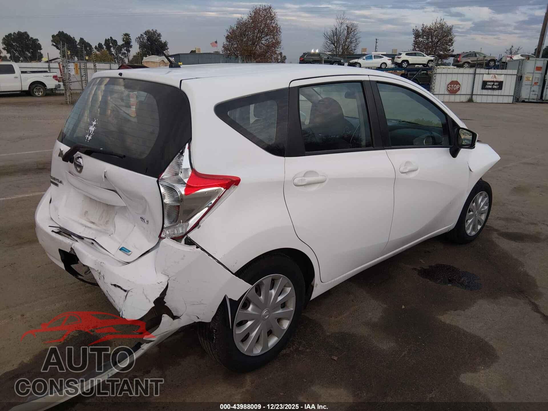 NISSAN VERSA NOTE 2015 - 3N1CE2CPXFL400228