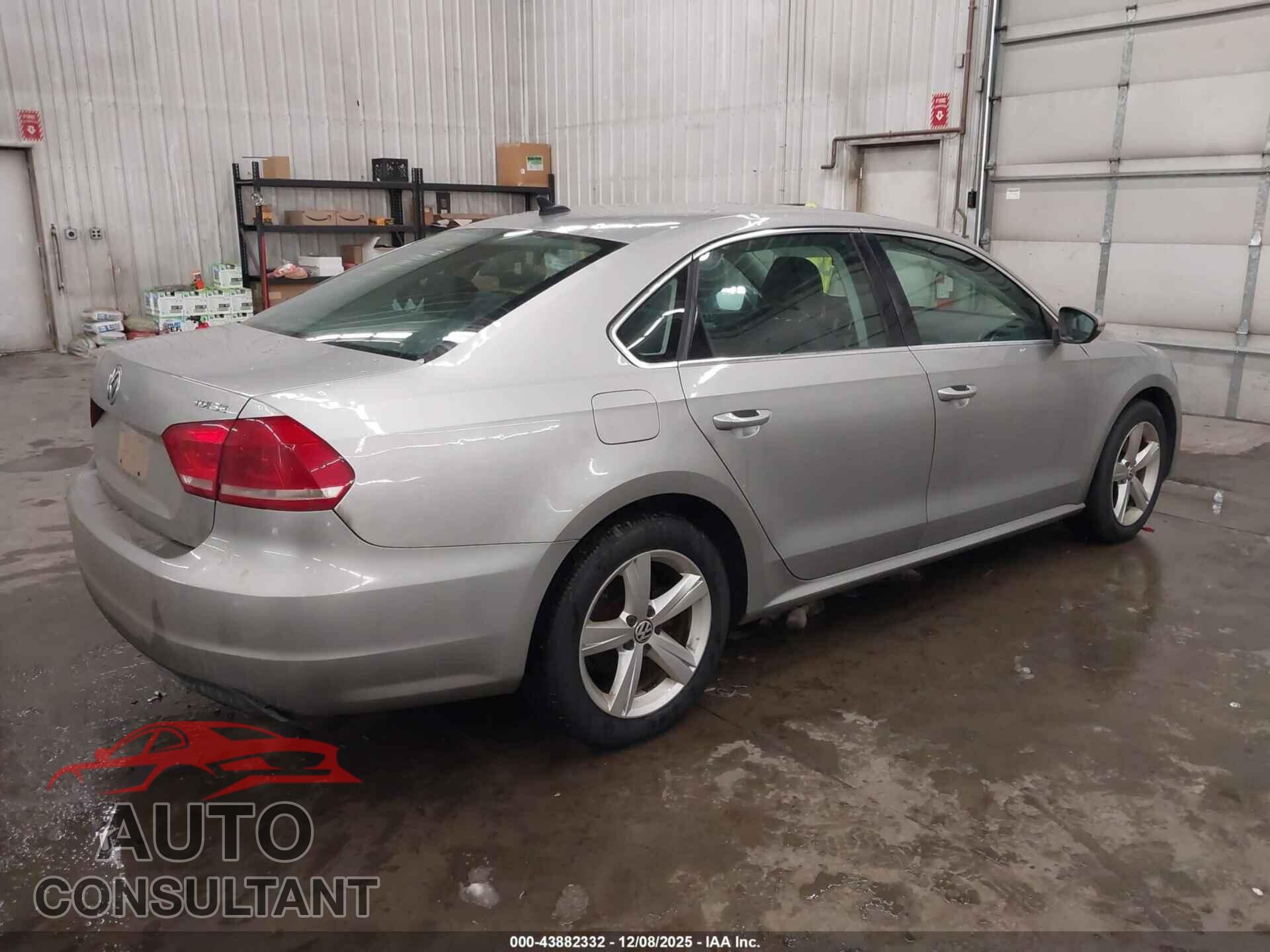 VOLKSWAGEN PASSAT 2012 - 1VWBN7A35CC046063