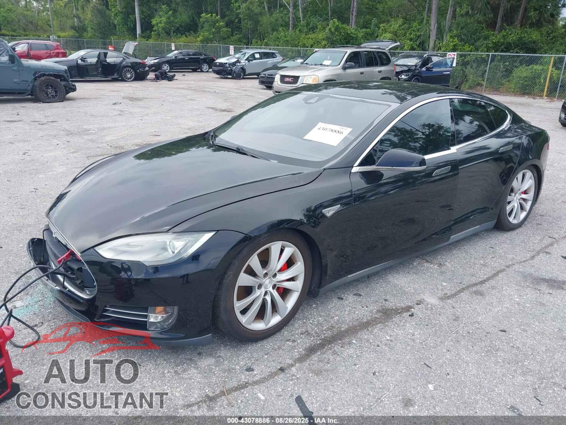 TESLA MODEL S 2015 - 5YJSA1H2XFFP68743
