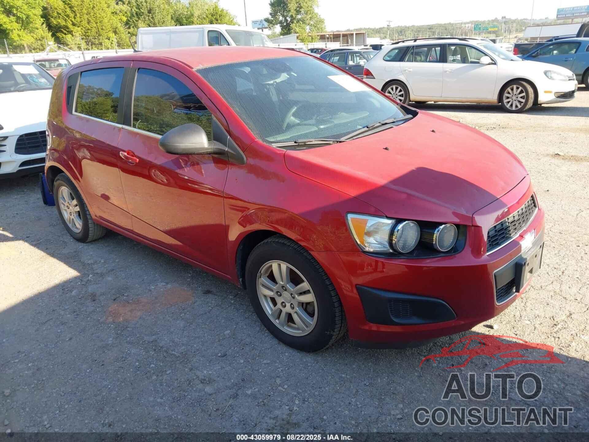 CHEVROLET SONIC 2013 - 1G1JC6SG9D4192311