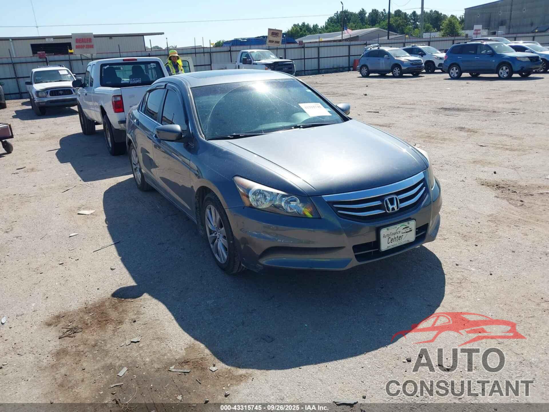 HONDA ACCORD 2011 - 1HGCP2F80BA145524