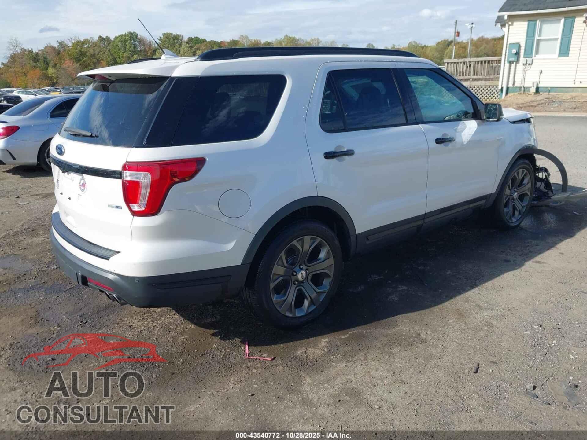 FORD EXPLORER 2018 - 1FM5K8GTXJGB85015