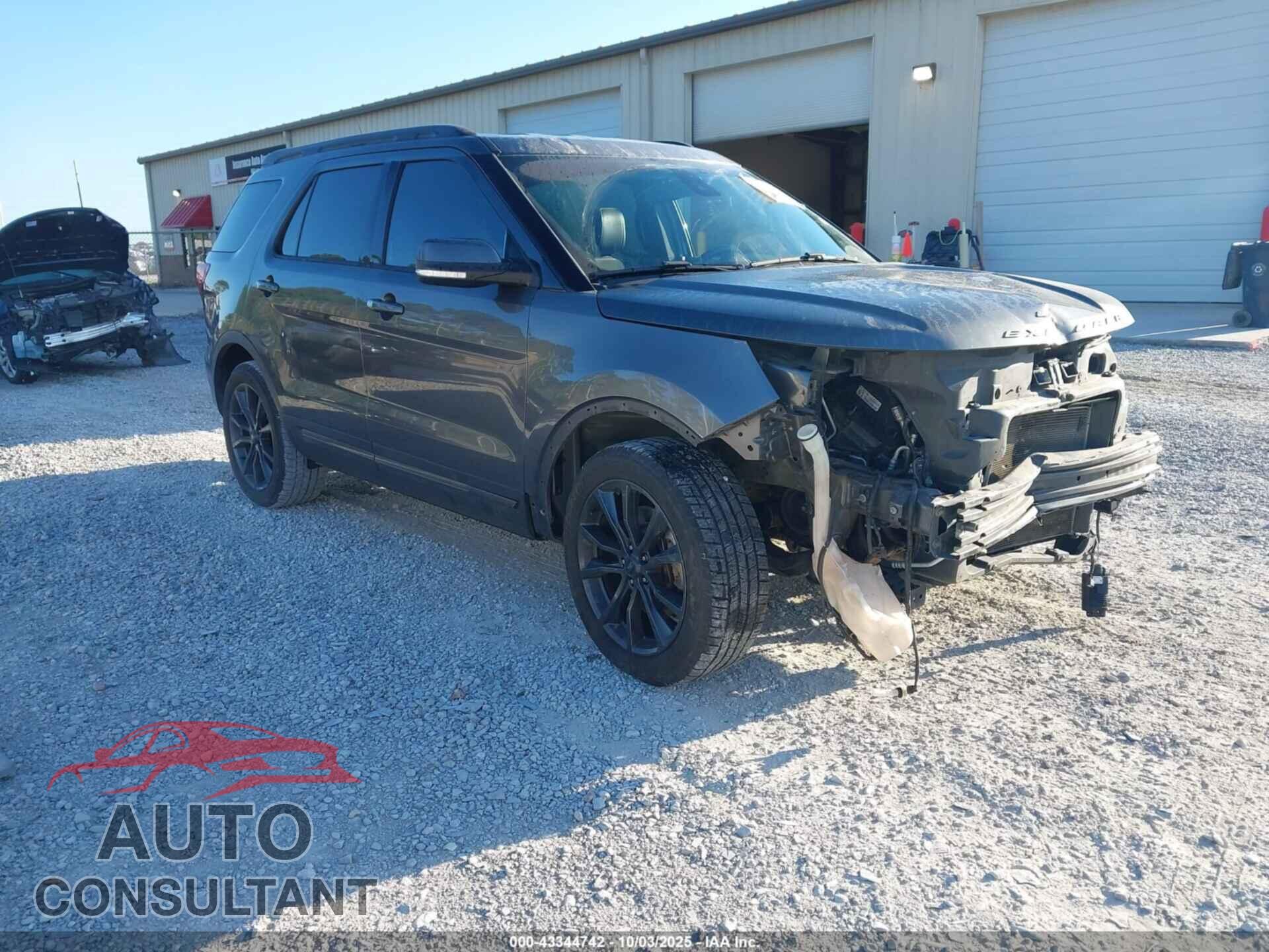 FORD EXPLORER 2018 - 1FM5K8D80JGB26684