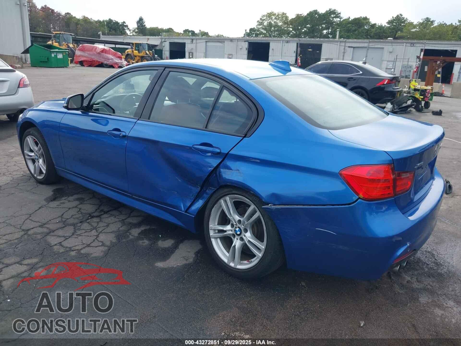 BMW 328I 2013 - WBA3B5G55DNS02232