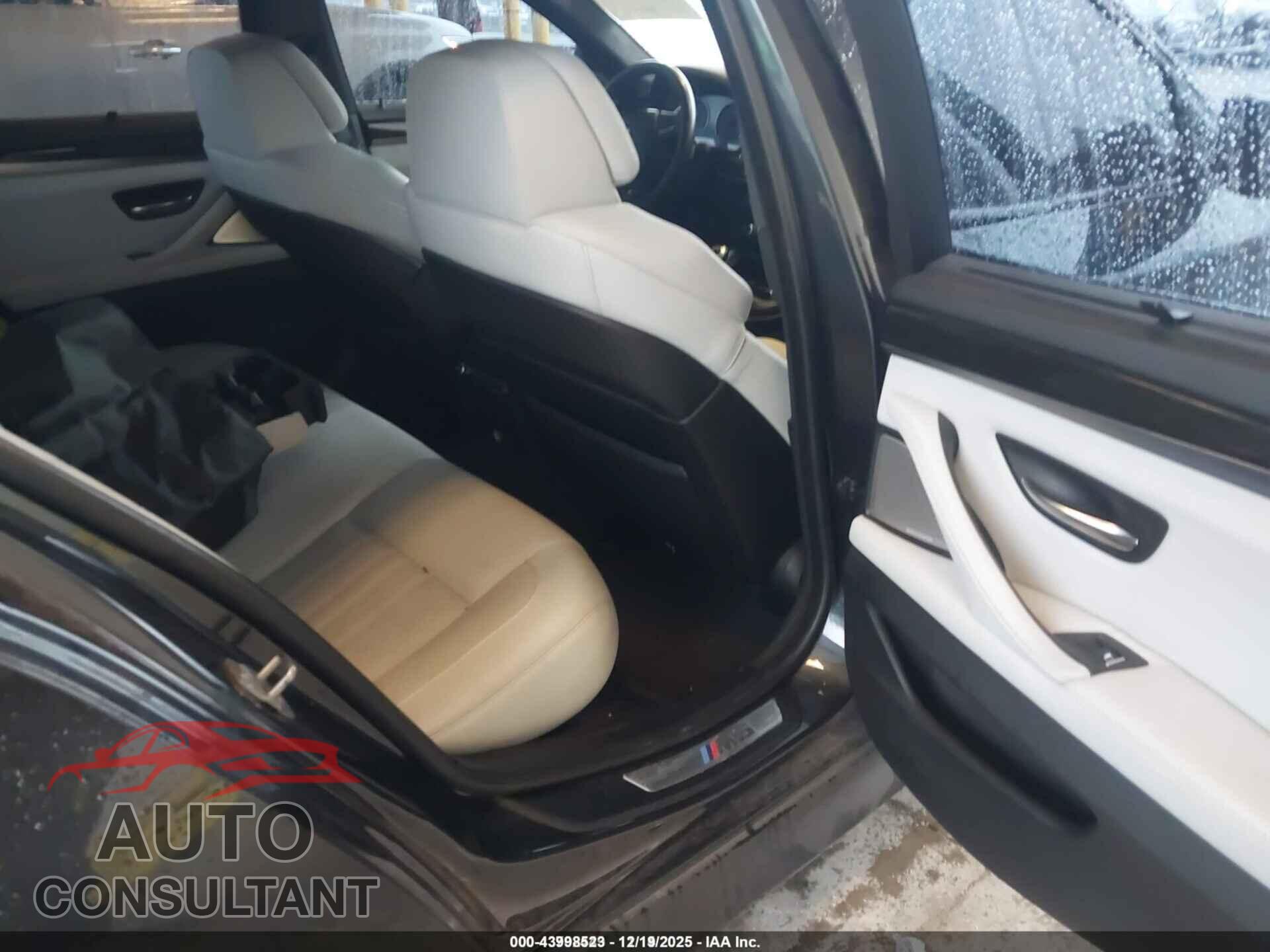 BMW M5 2013 - WBSFV9C51DD096381